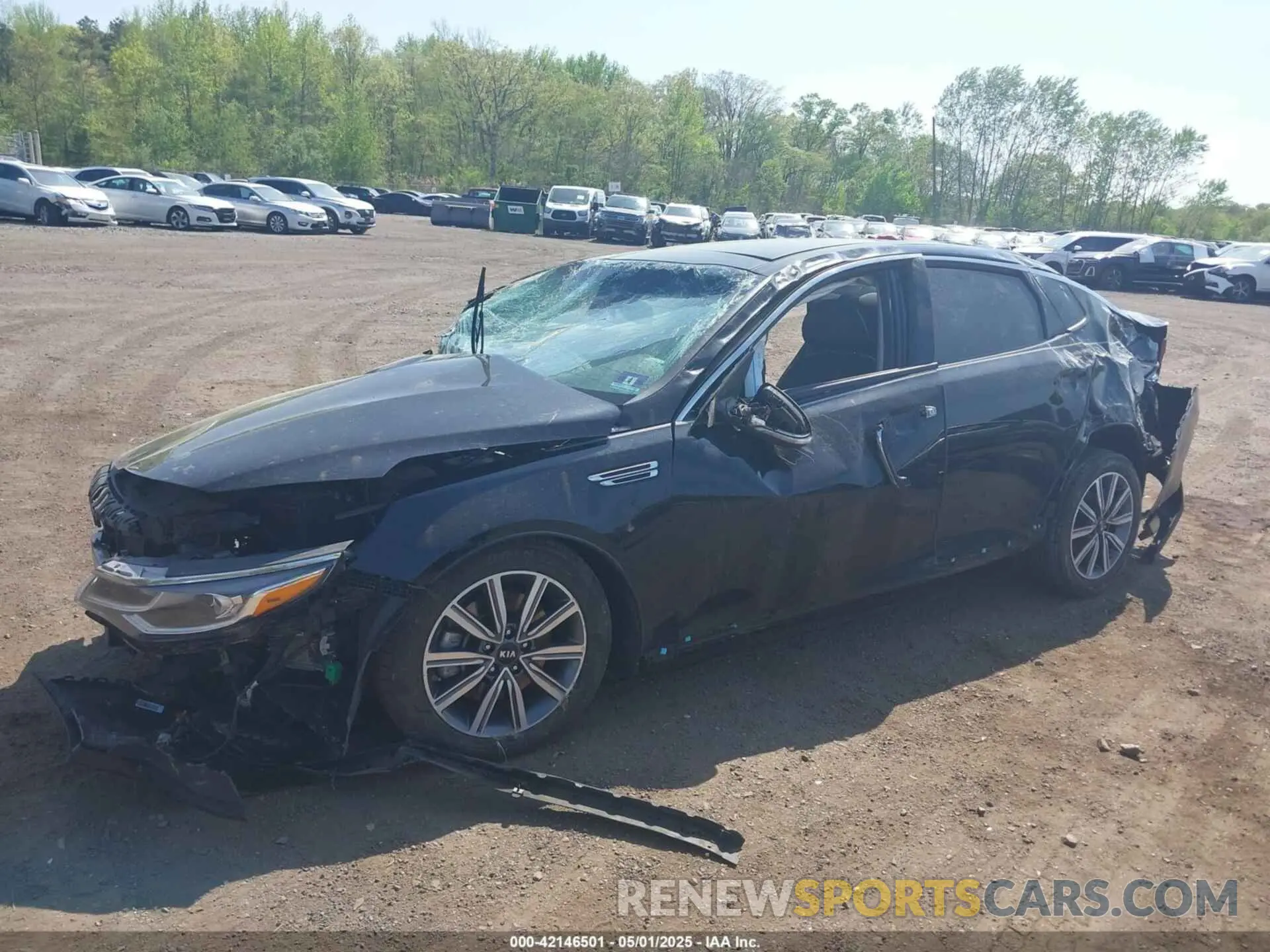 13 fotografías del automóvil dañado 5XXGU4L17KG323378 KIA OPTIMA 2019