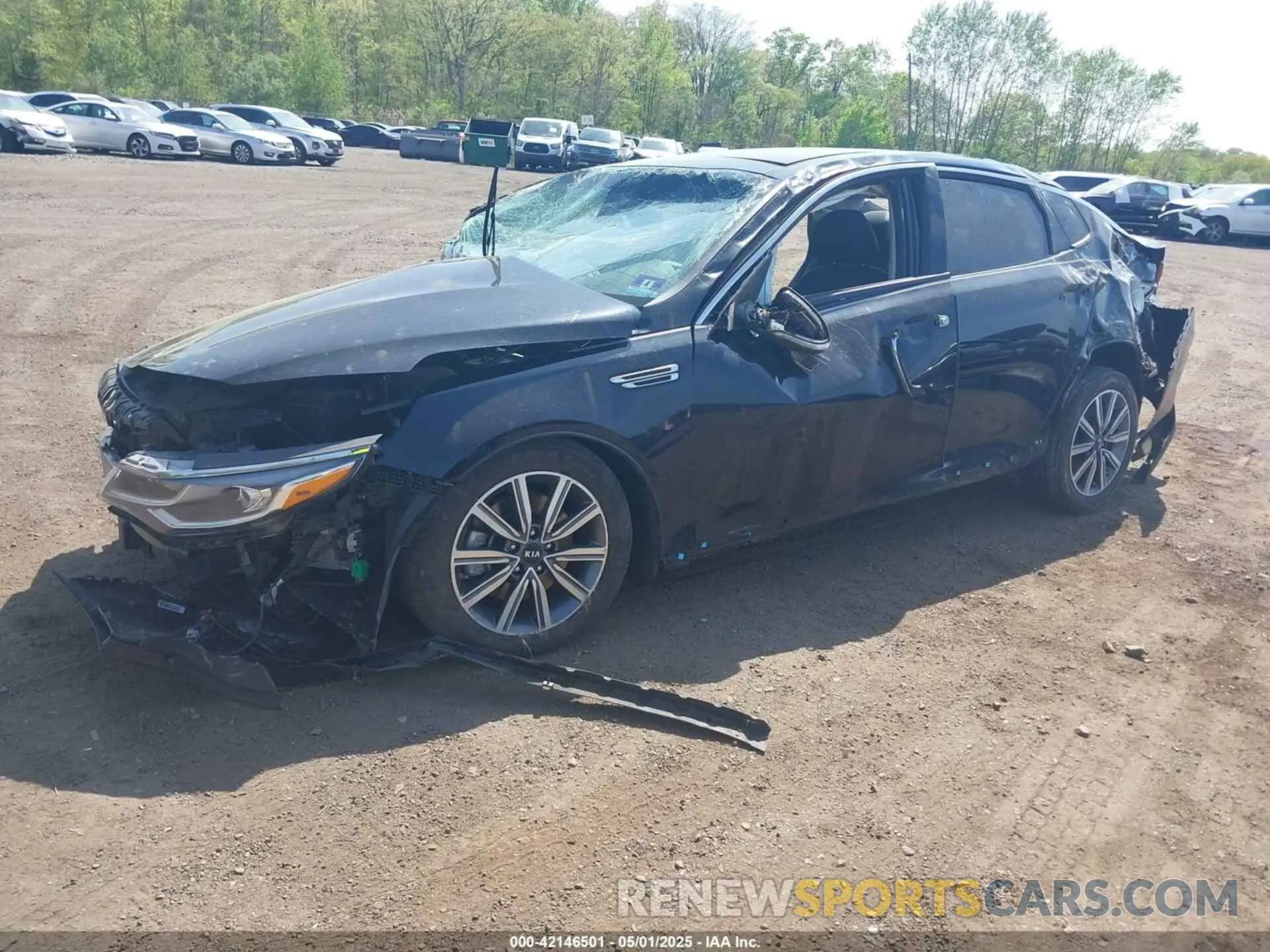 2 fotografías del automóvil dañado 5XXGU4L17KG323378 KIA OPTIMA 2019