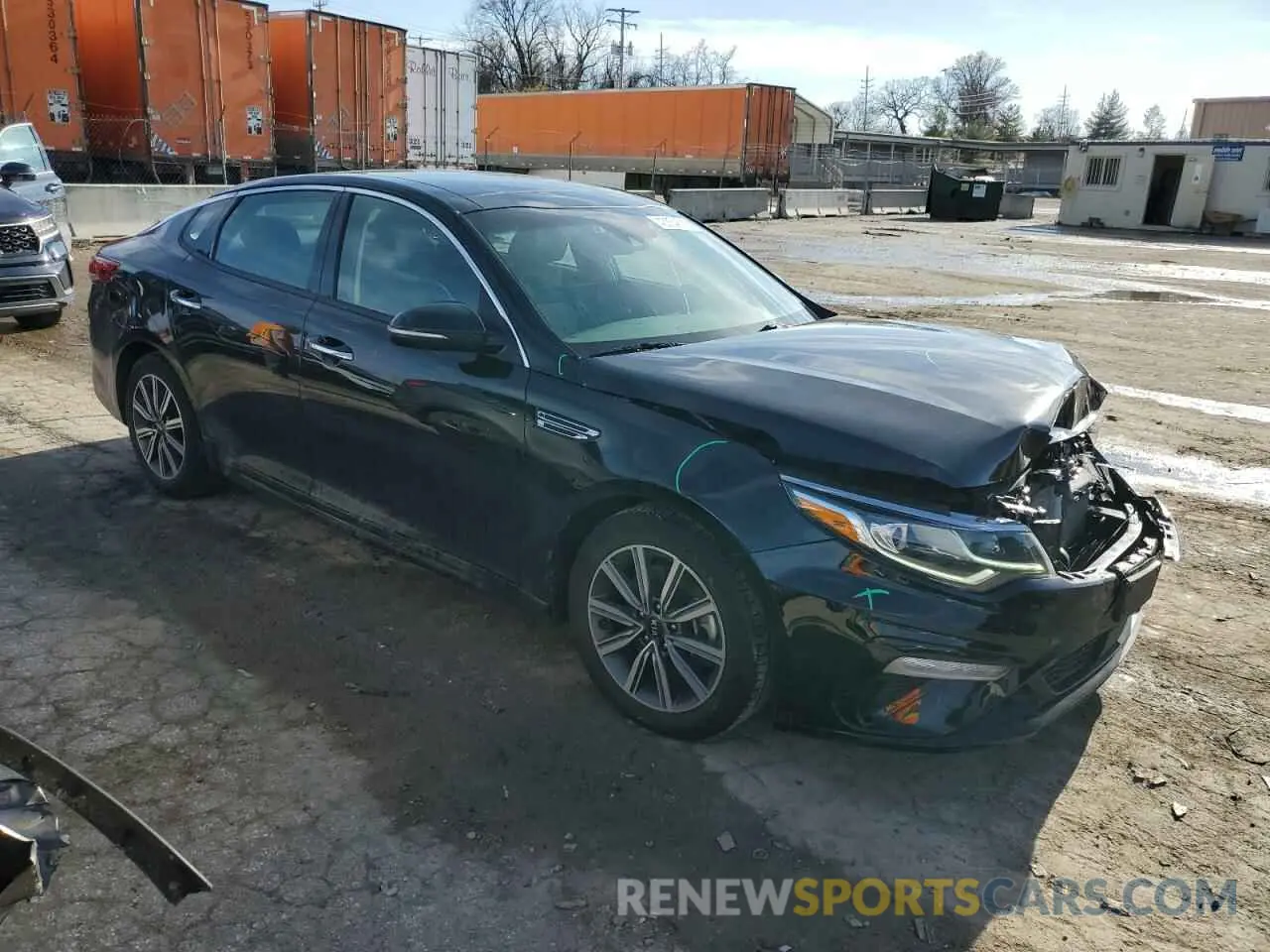 4 fotografías del automóvil dañado 5XXGU4L17KG334350 KIA OPTIMA 2019