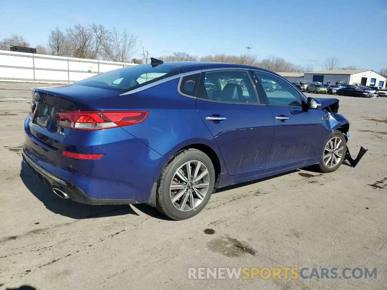 3 fotografías del automóvil dañado 5XXGU4L18KG314740 KIA OPTIMA 2019