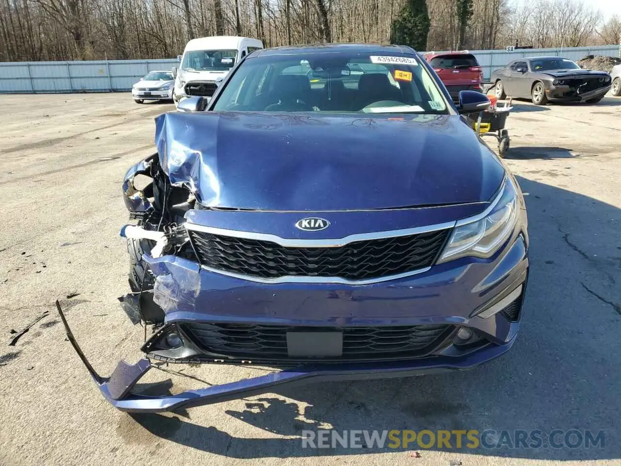 5 fotografías del automóvil dañado 5XXGU4L18KG314740 KIA OPTIMA 2019