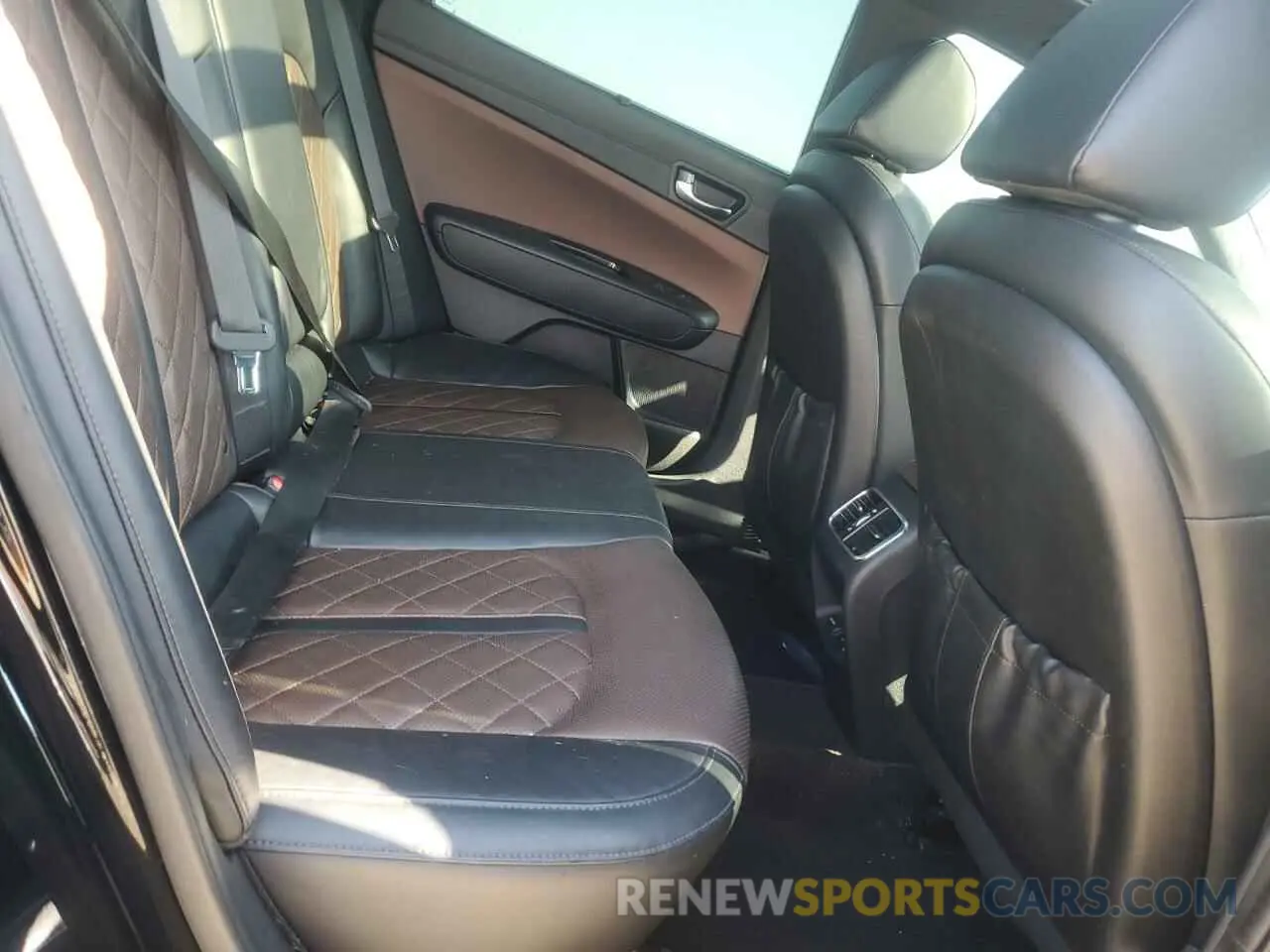 10 fotografías del automóvil dañado 5XXGV4L20KG313832 KIA OPTIMA 2019