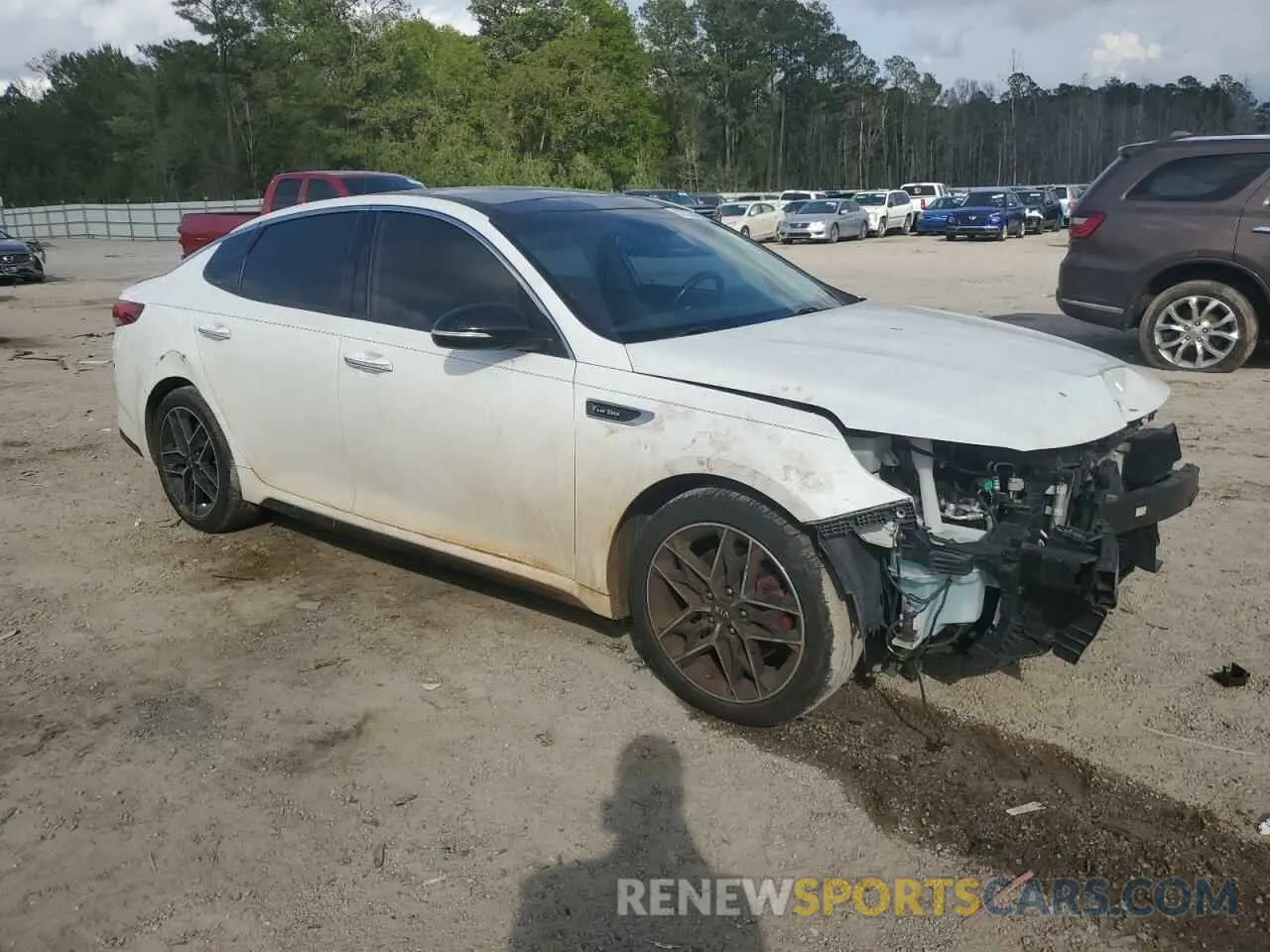 4 fotografías del automóvil dañado 5XXGW4L23KG310288 KIA OPTIMA 2019