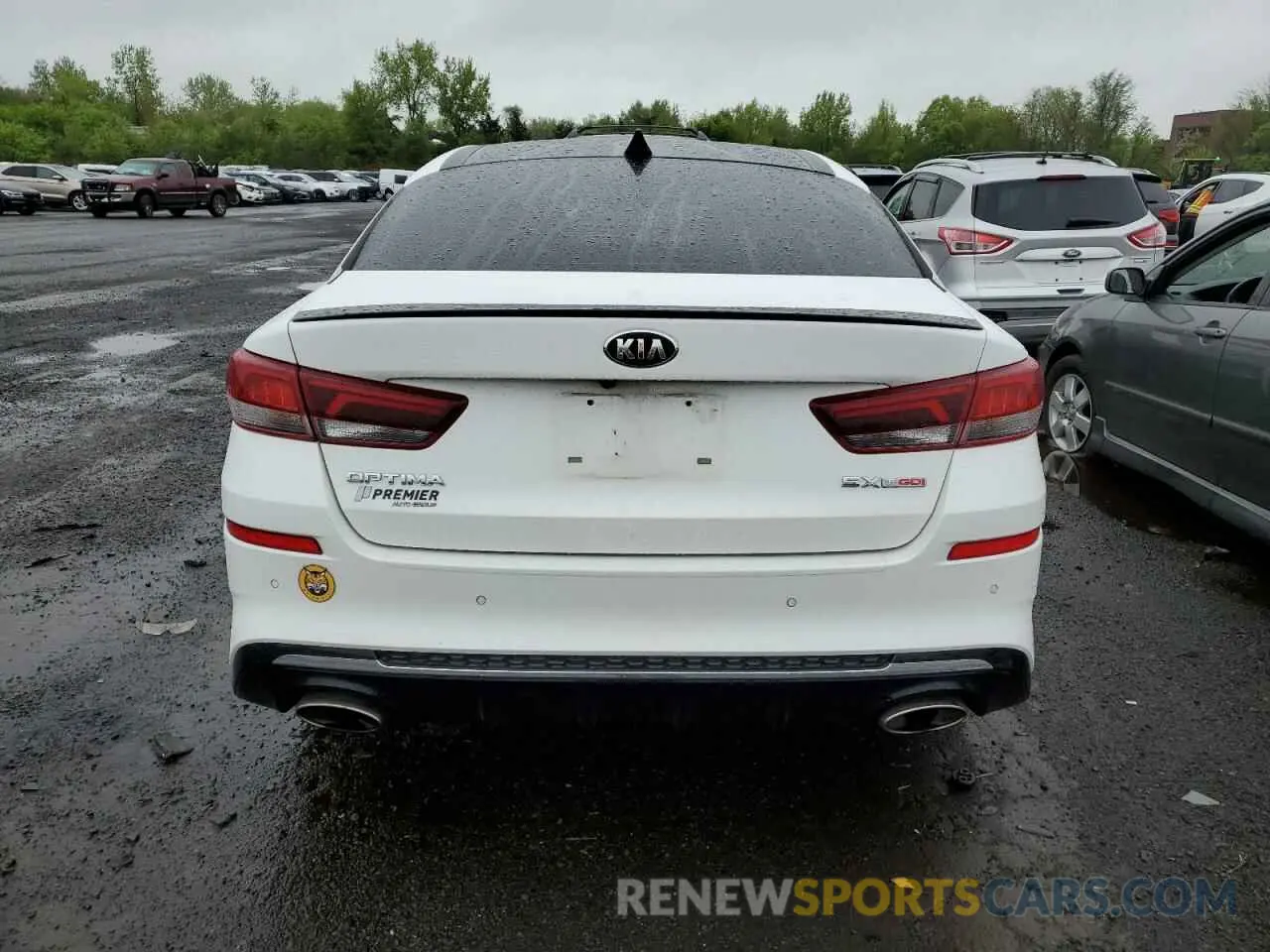 6 fotografías del automóvil dañado 5XXGW4L24KG378731 KIA OPTIMA 2019