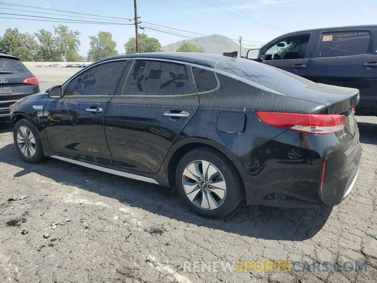 2 fotografías del automóvil dañado KNAGU4LE3K5032736 KIA OPTIMA 2019