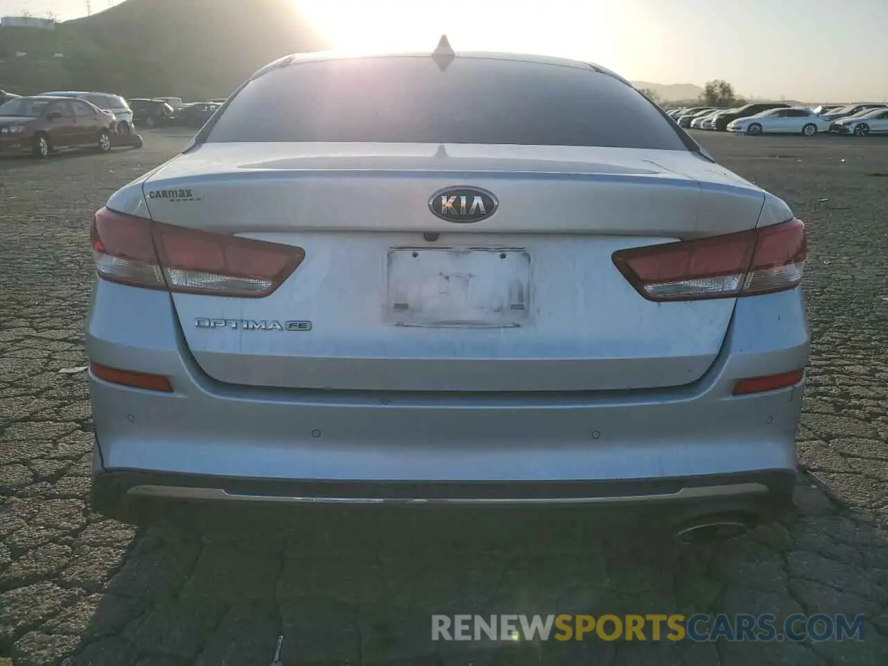 6 fotografías del automóvil dañado 5XXGT4L30LG389616 KIA OPTIMA 2020