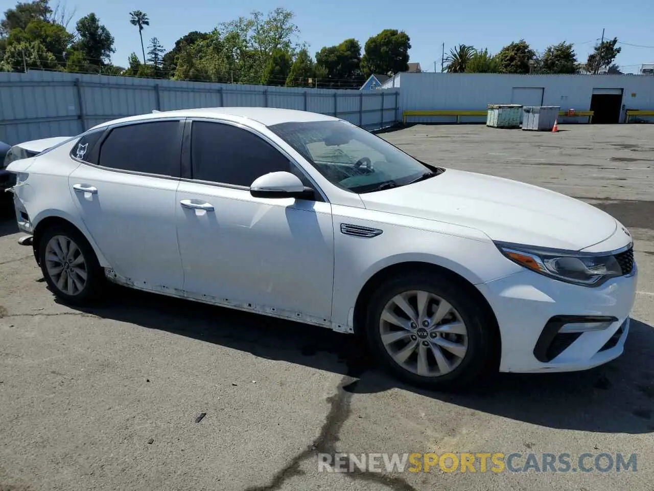 4 fotografías del automóvil dañado 5XXGT4L30LG401747 KIA OPTIMA 2020