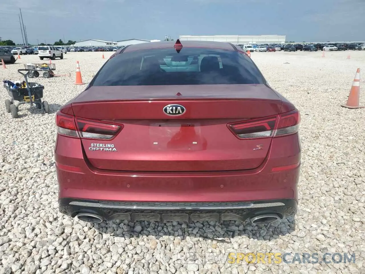 6 fotografías del automóvil dañado 5XXGT4L30LG405815 KIA OPTIMA 2020
