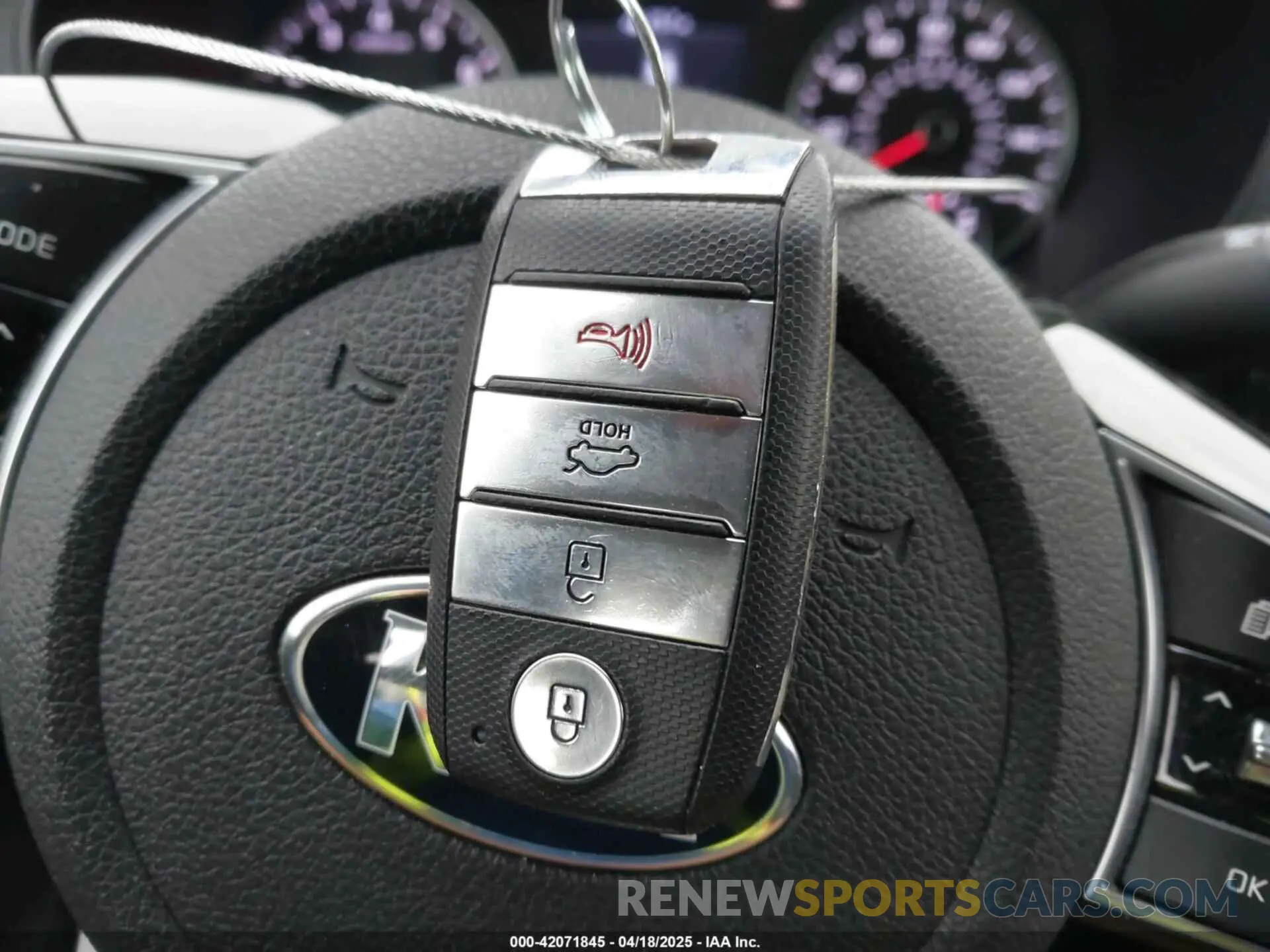 11 fotografías del automóvil dañado 5XXGT4L30LG405944 KIA OPTIMA 2020