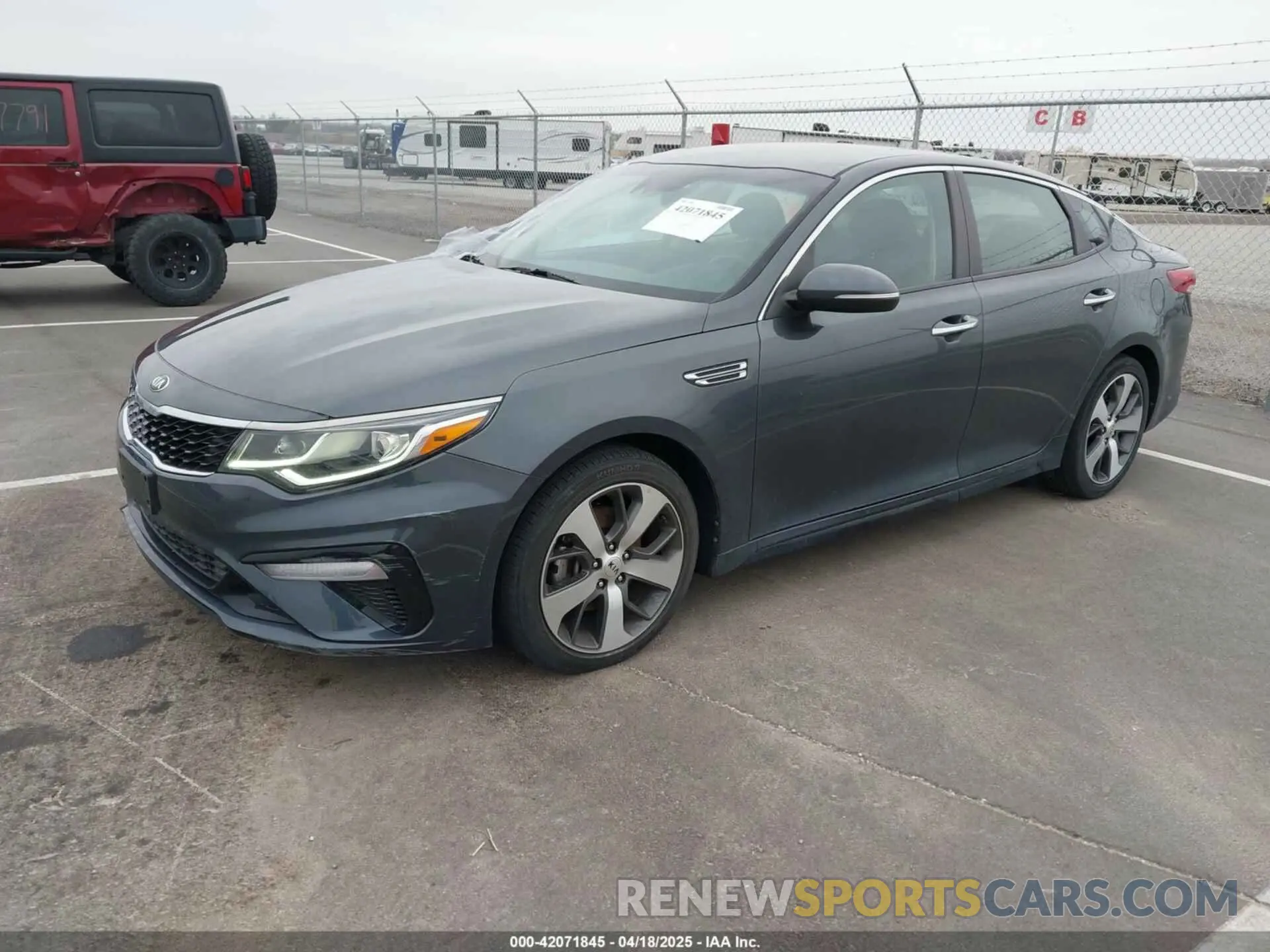 2 fotografías del automóvil dañado 5XXGT4L30LG405944 KIA OPTIMA 2020