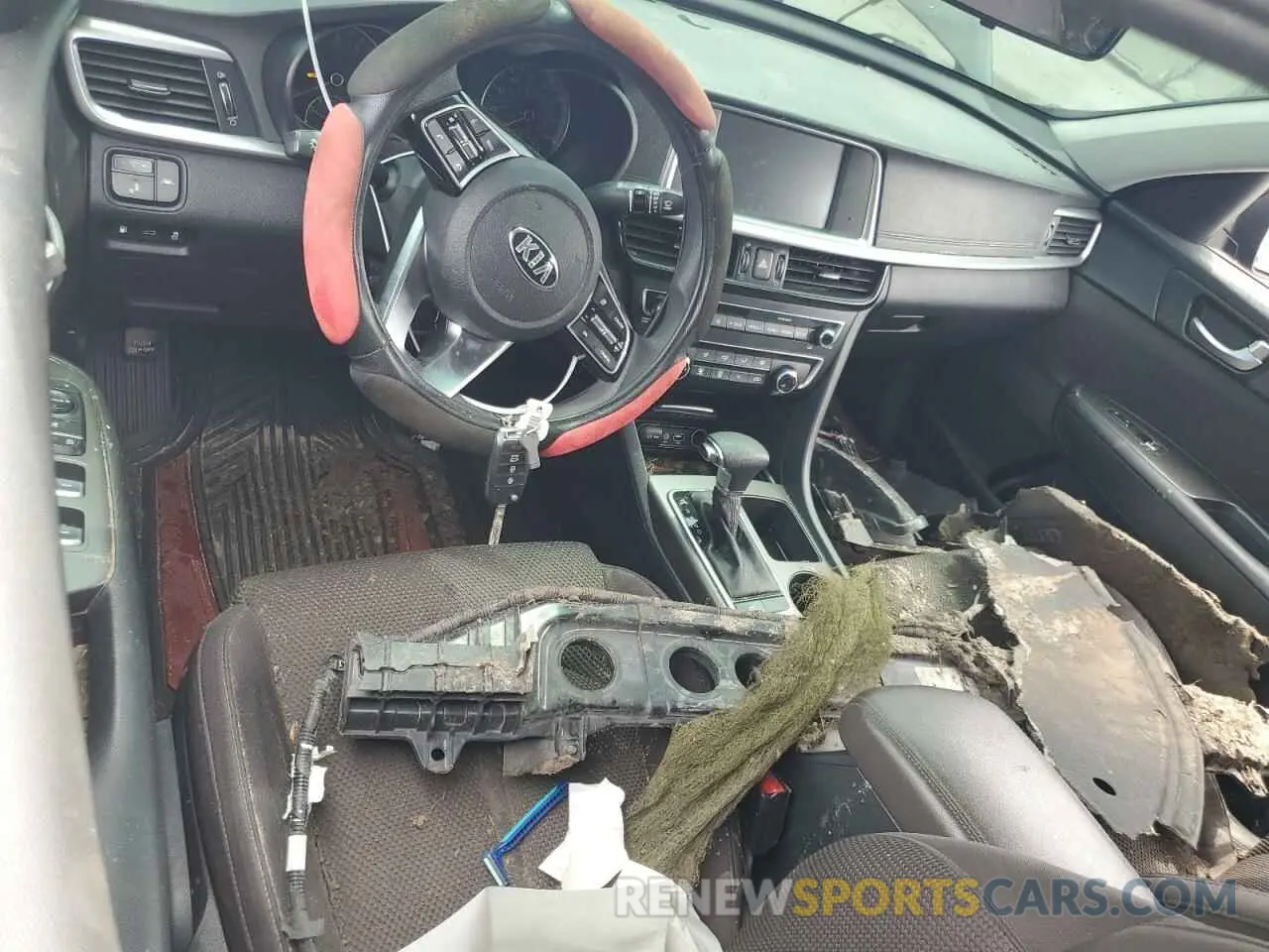 8 fotografías del automóvil dañado 5XXGT4L30LG415583 KIA OPTIMA 2020