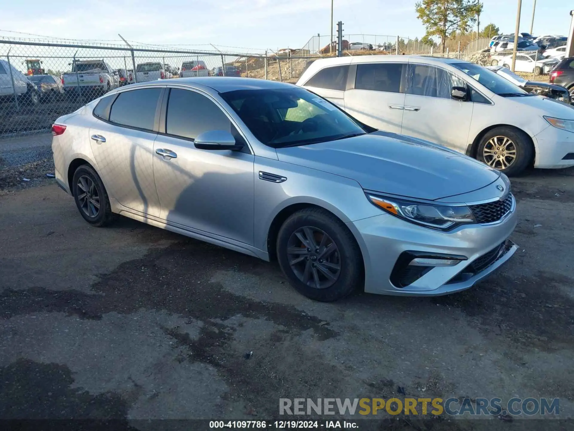 1 fotografías del automóvil dañado 5XXGT4L30LG419780 KIA OPTIMA 2020