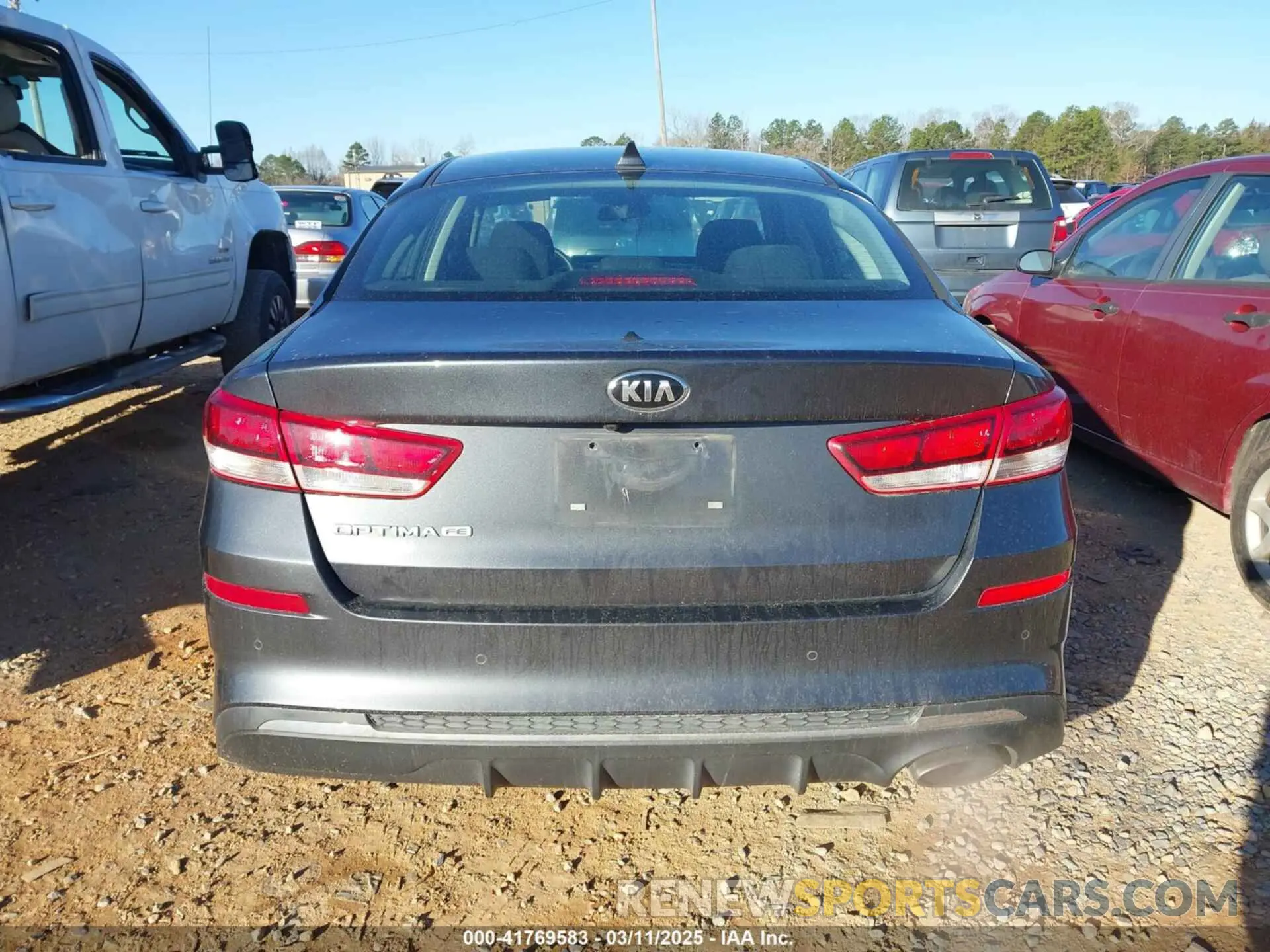 16 fotografías del automóvil dañado 5XXGT4L30LG436580 KIA OPTIMA 2020