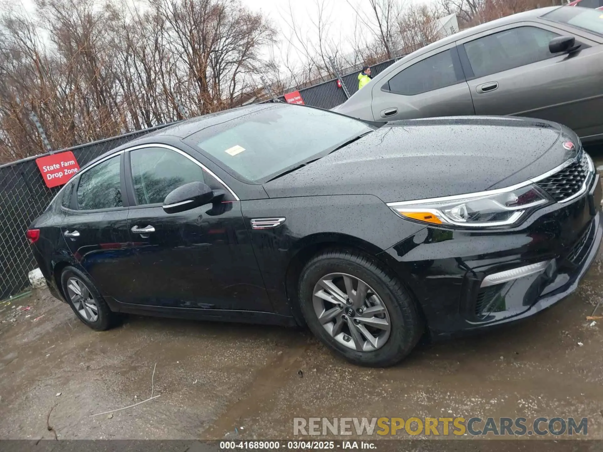 12 fotografías del automóvil dañado 5XXGT4L30LG443030 KIA OPTIMA 2020