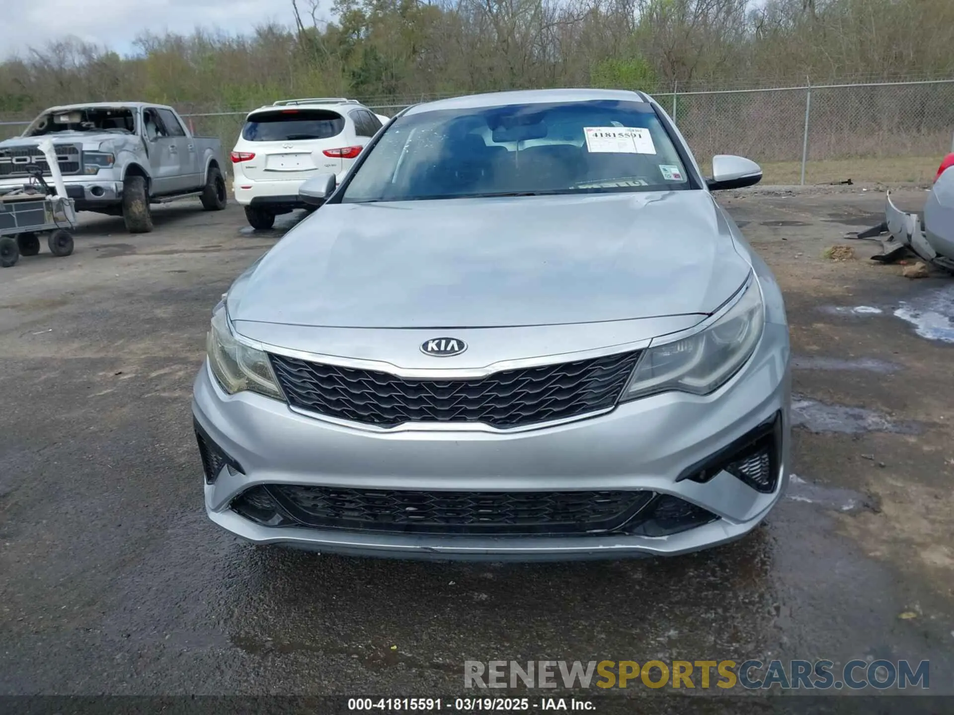 12 fotografías del automóvil dañado 5XXGT4L31LG380858 KIA OPTIMA 2020