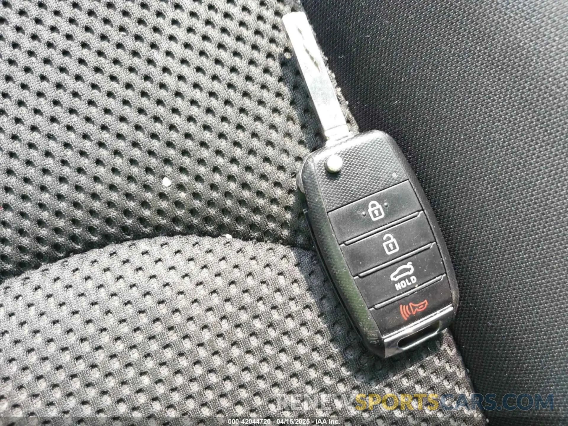 11 fotografías del automóvil dañado 5XXGT4L31LG381346 KIA OPTIMA 2020