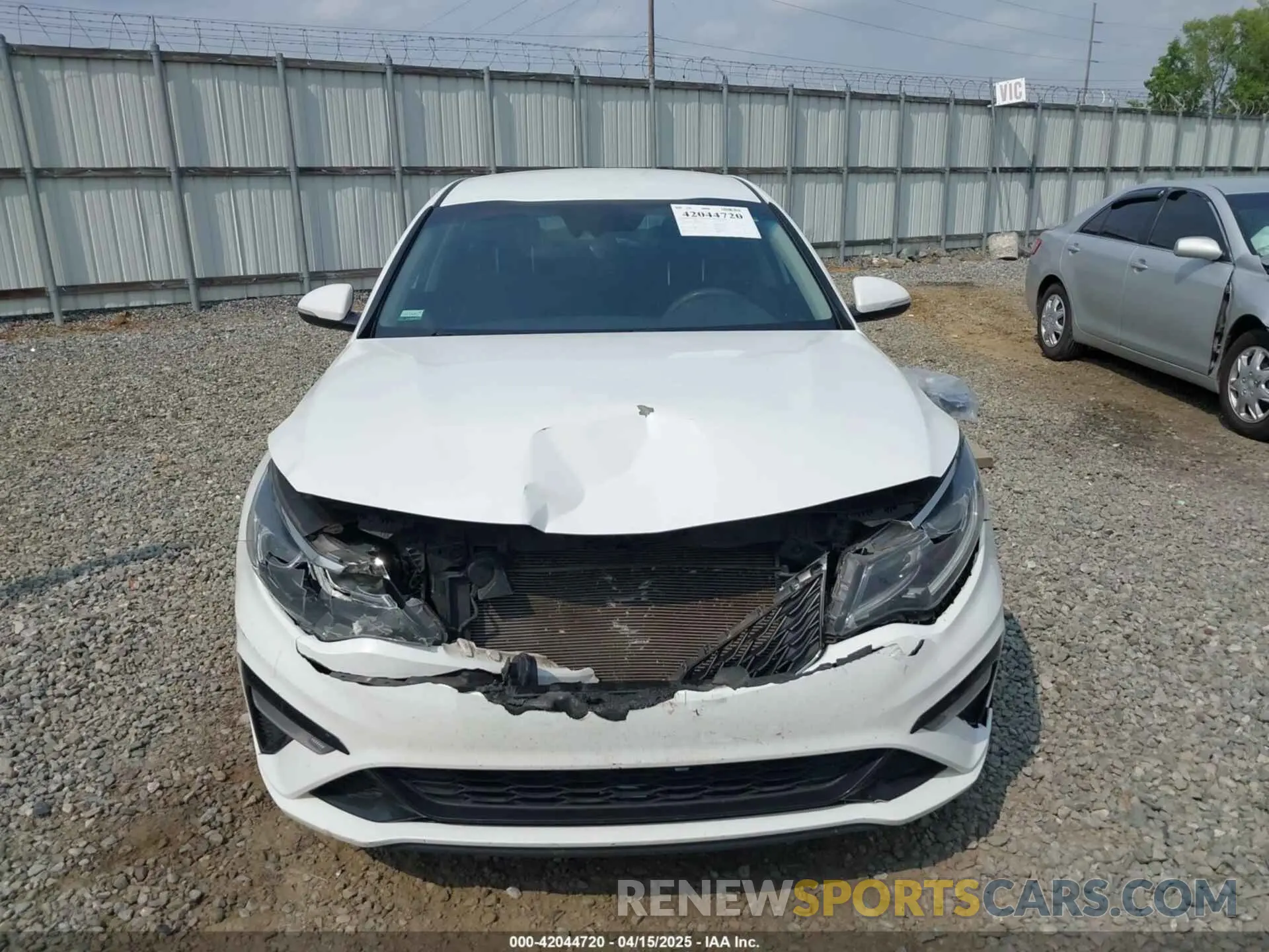 13 fotografías del automóvil dañado 5XXGT4L31LG381346 KIA OPTIMA 2020