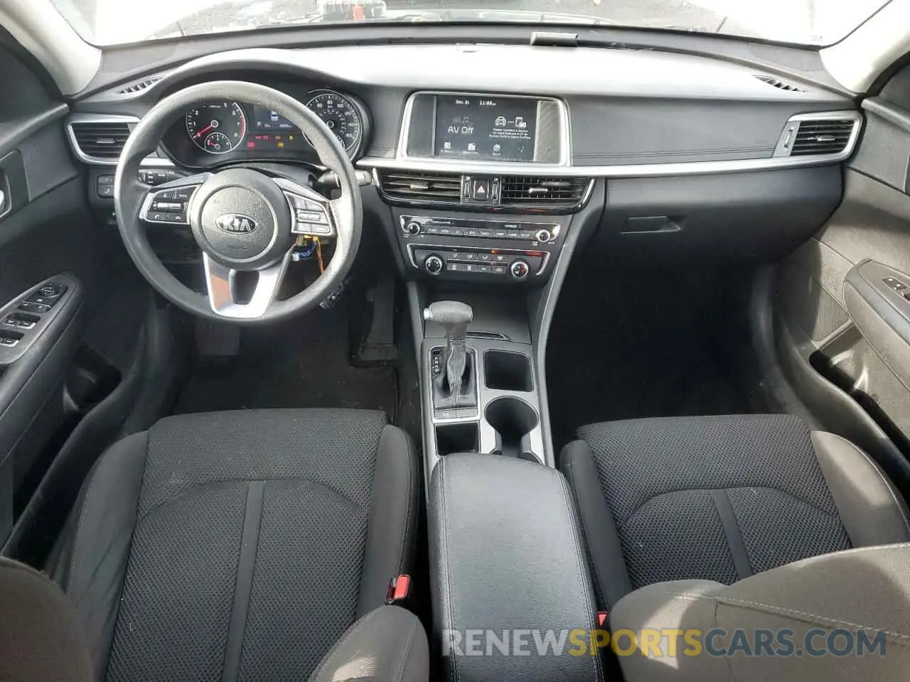 8 fotografías del automóvil dañado 5XXGT4L31LG382934 KIA OPTIMA 2020