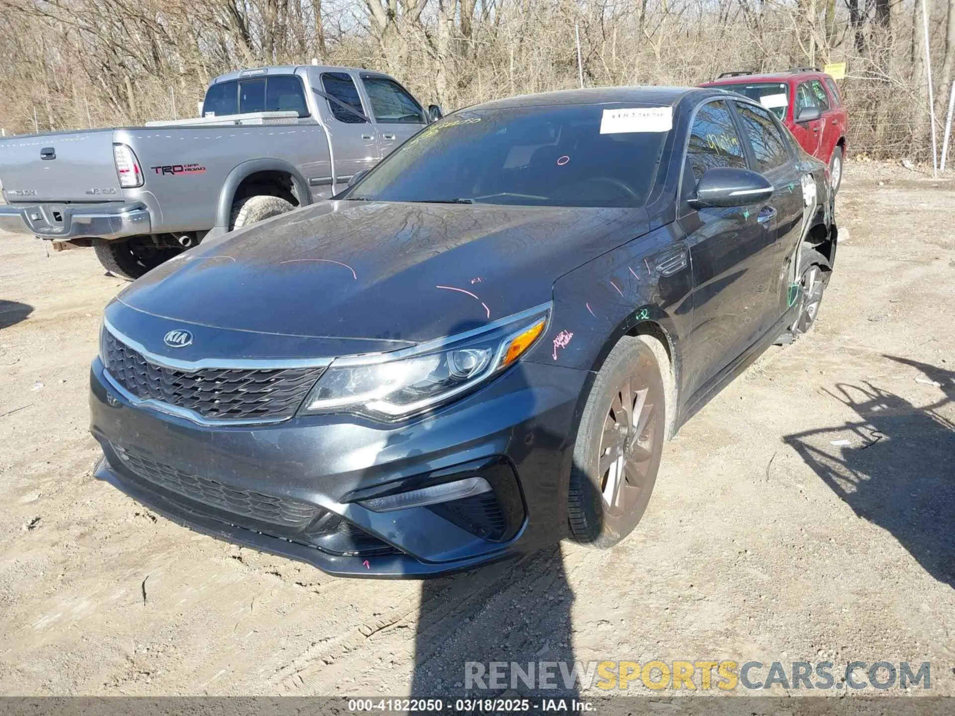 2 fotografías del automóvil dañado 5XXGT4L31LG384991 KIA OPTIMA 2020