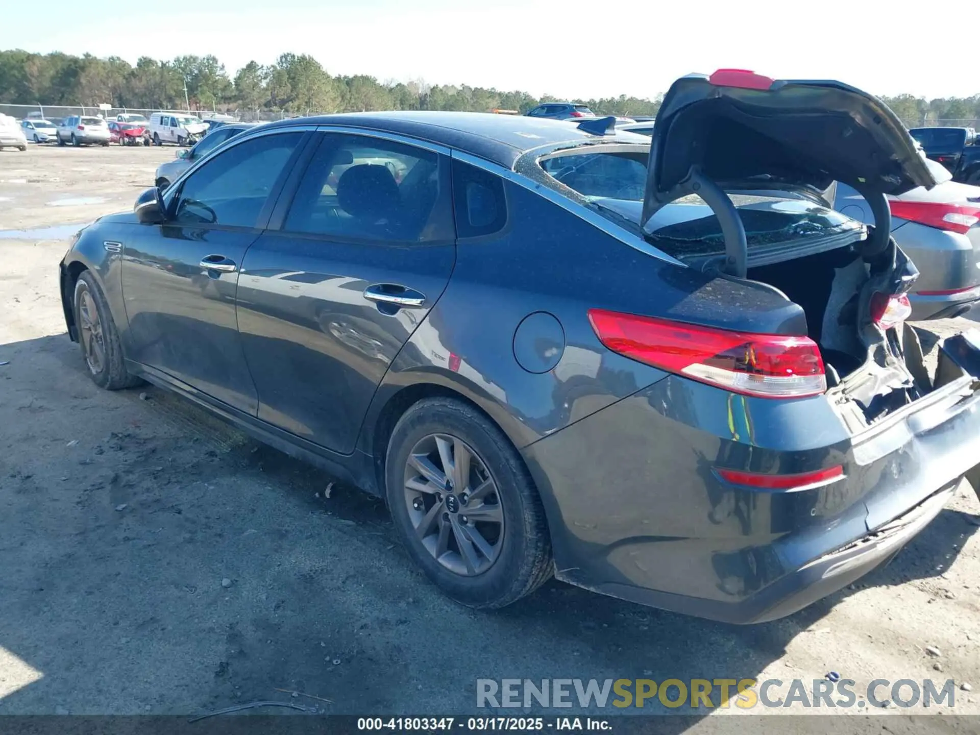 3 fotografías del automóvil dañado 5XXGT4L31LG385283 KIA OPTIMA 2020