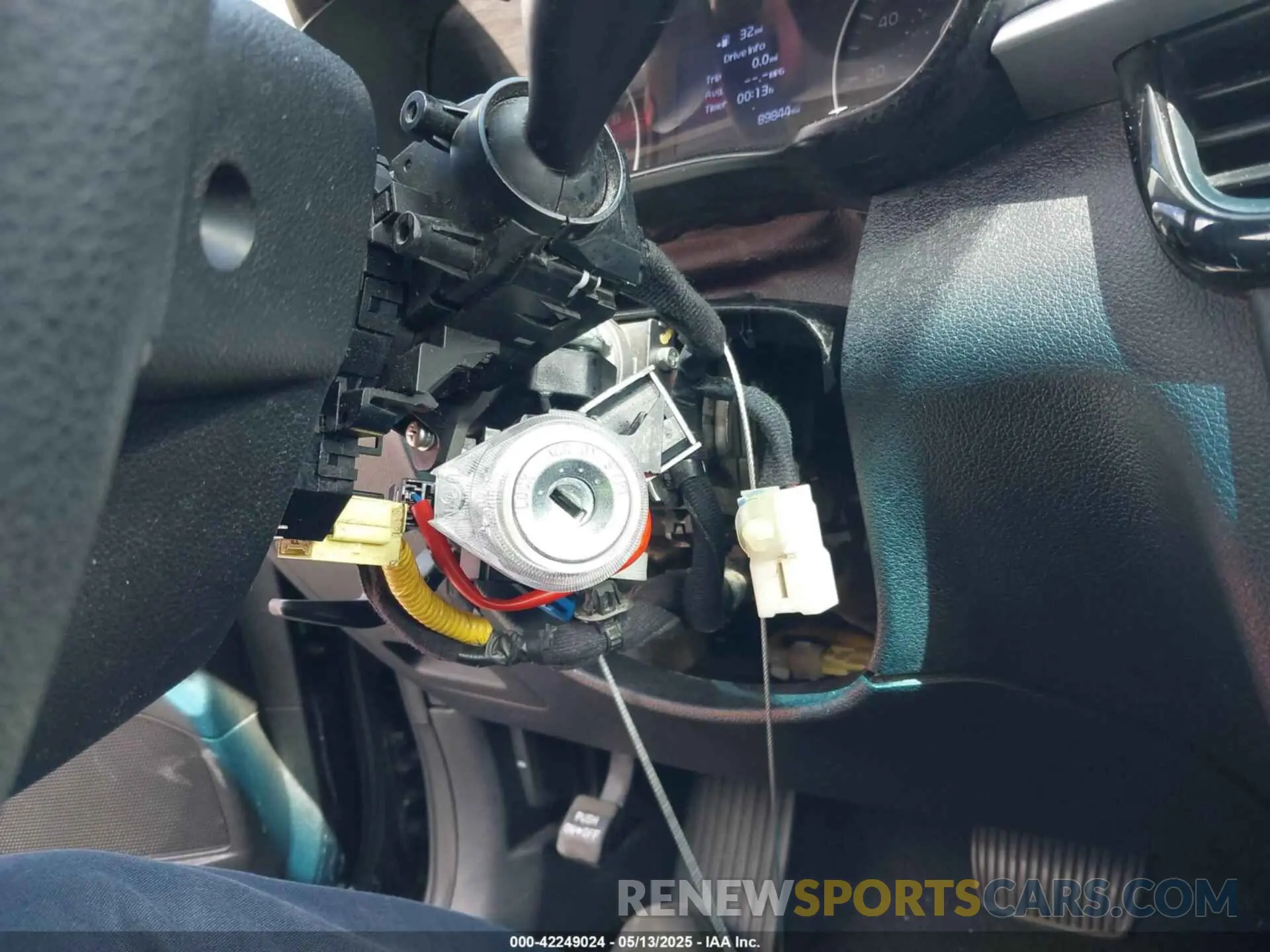 6 fotografías del automóvil dañado 5XXGT4L31LG391343 KIA OPTIMA 2020