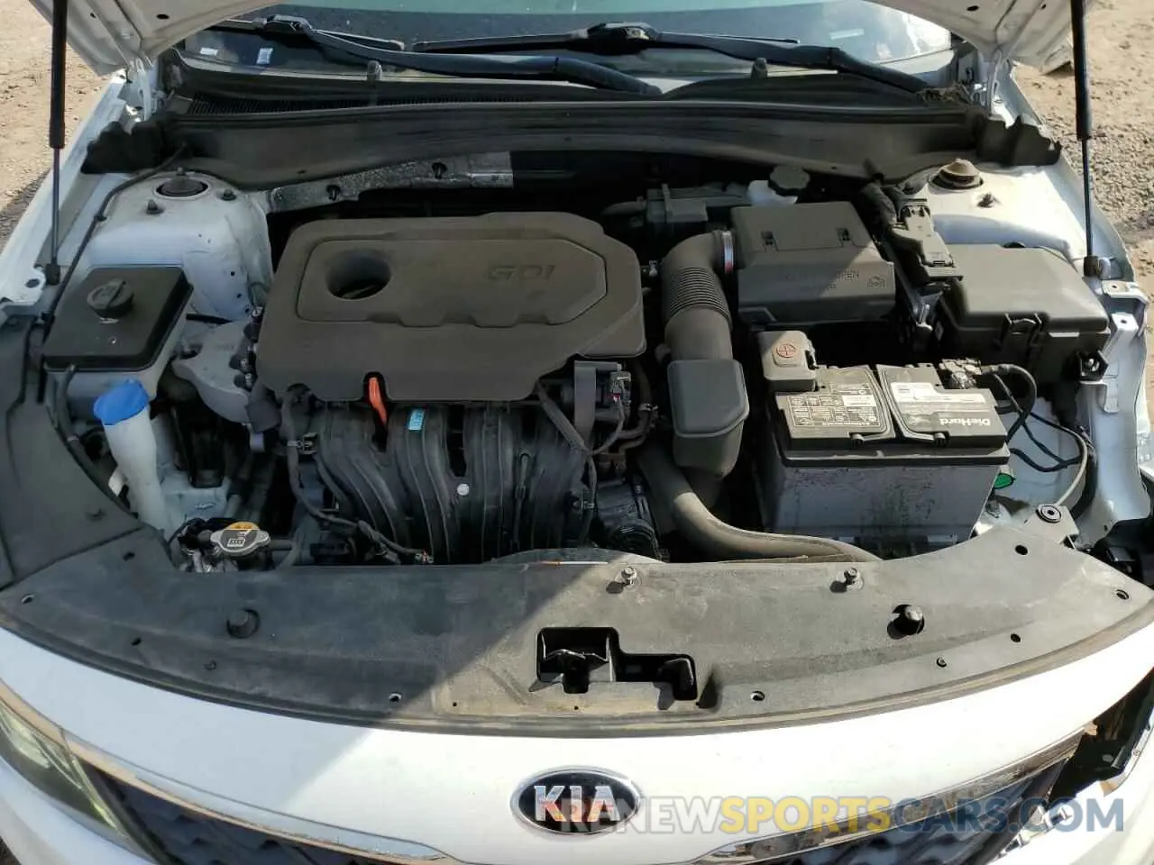 11 fotografías del automóvil dañado 5XXGT4L31LG392007 KIA OPTIMA 2020