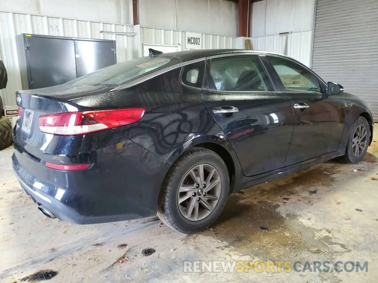 3 fotografías del automóvil dañado 5XXGT4L31LG398745 KIA OPTIMA 2020