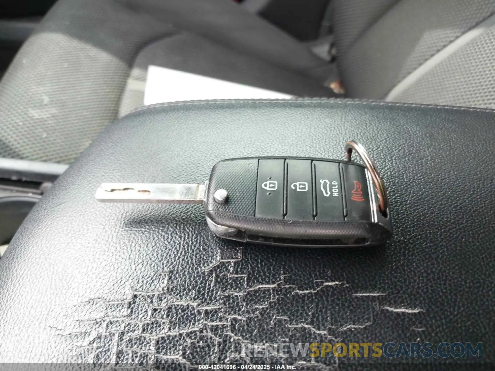 11 fotografías del automóvil dañado 5XXGT4L31LG415303 KIA OPTIMA 2020