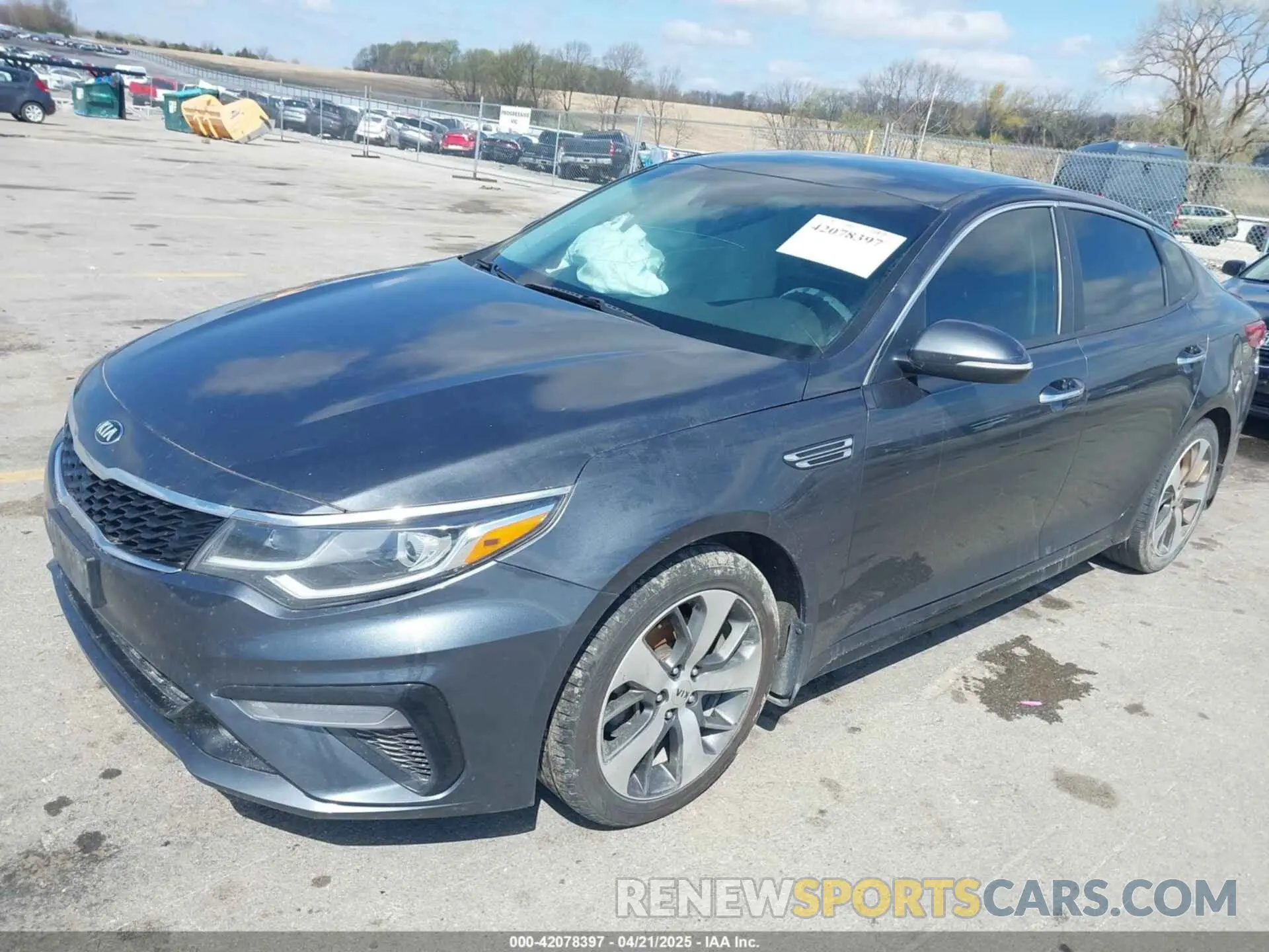 2 fotografías del automóvil dañado 5XXGT4L31LG417259 KIA OPTIMA 2020