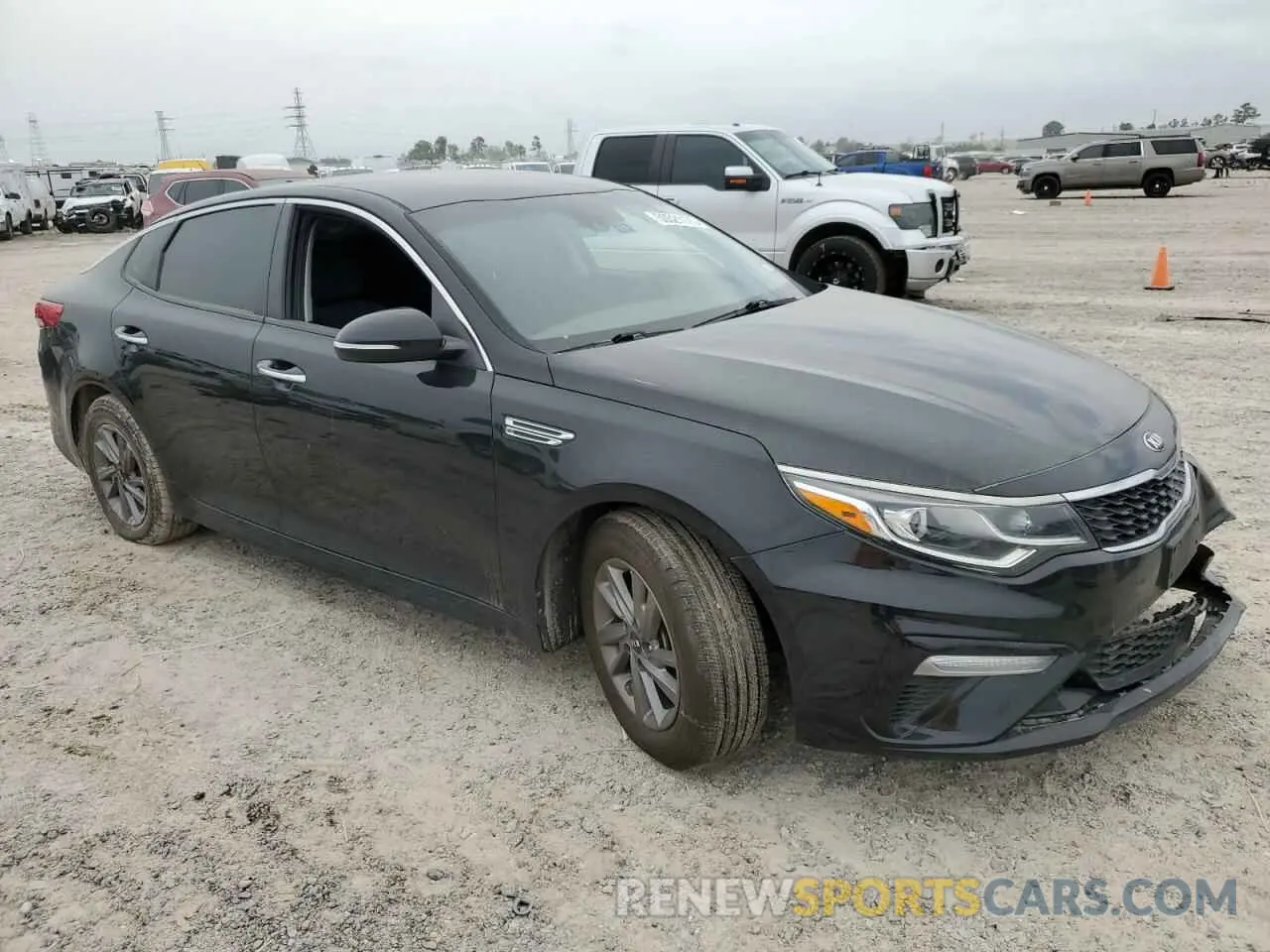 4 fotografías del automóvil dañado 5XXGT4L31LG419481 KIA OPTIMA 2020