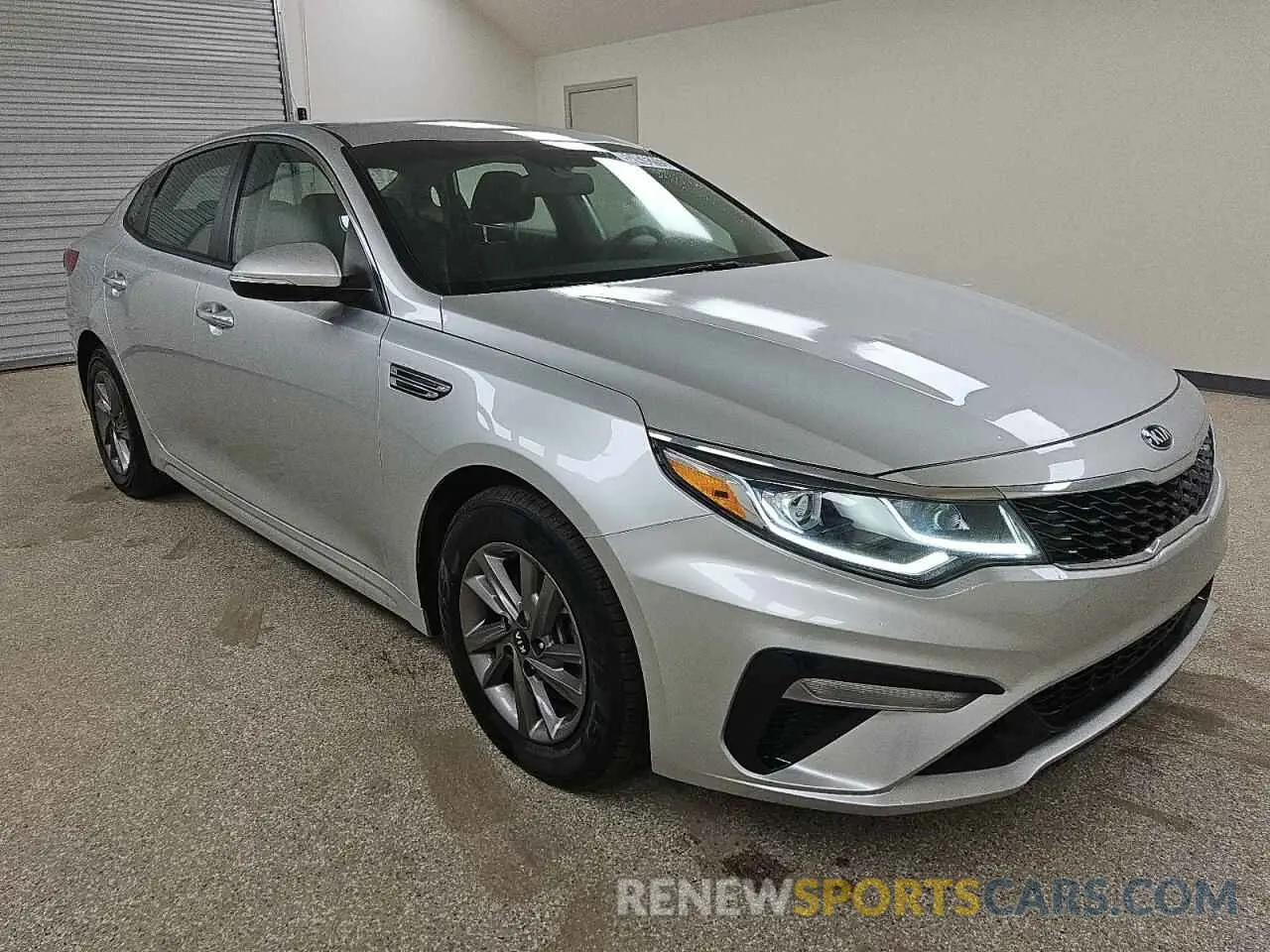 4 fotografías del automóvil dañado 5XXGT4L31LG425149 KIA OPTIMA 2020
