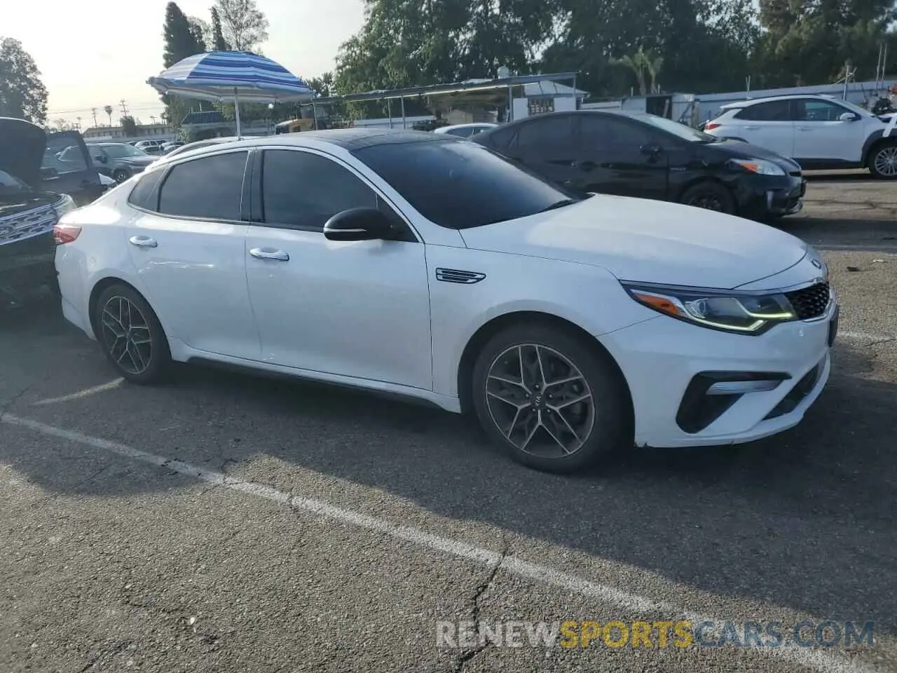 4 fotografías del automóvil dañado 5XXGT4L31LG427774 KIA OPTIMA 2020