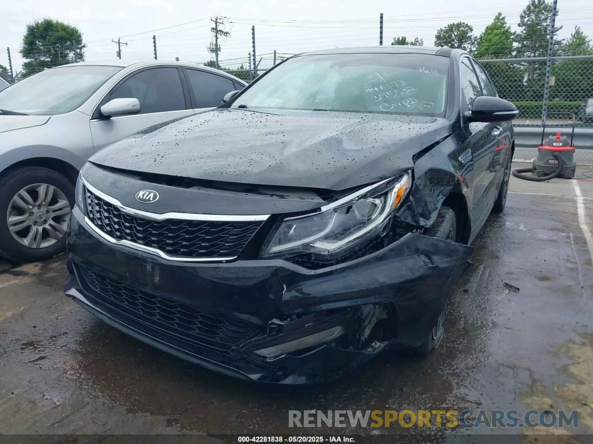6 fotografías del automóvil dañado 5XXGT4L31LG441173 KIA OPTIMA 2020
