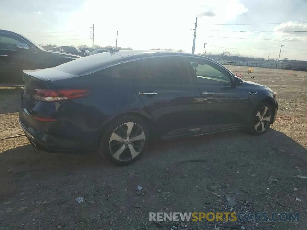 3 fotografías del automóvil dañado 5XXGT4L32LG403466 KIA OPTIMA 2020