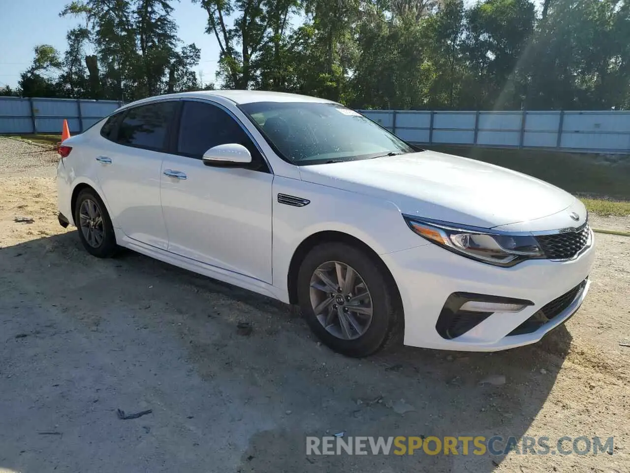 4 fotografías del automóvil dañado 5XXGT4L32LG425080 KIA OPTIMA 2020