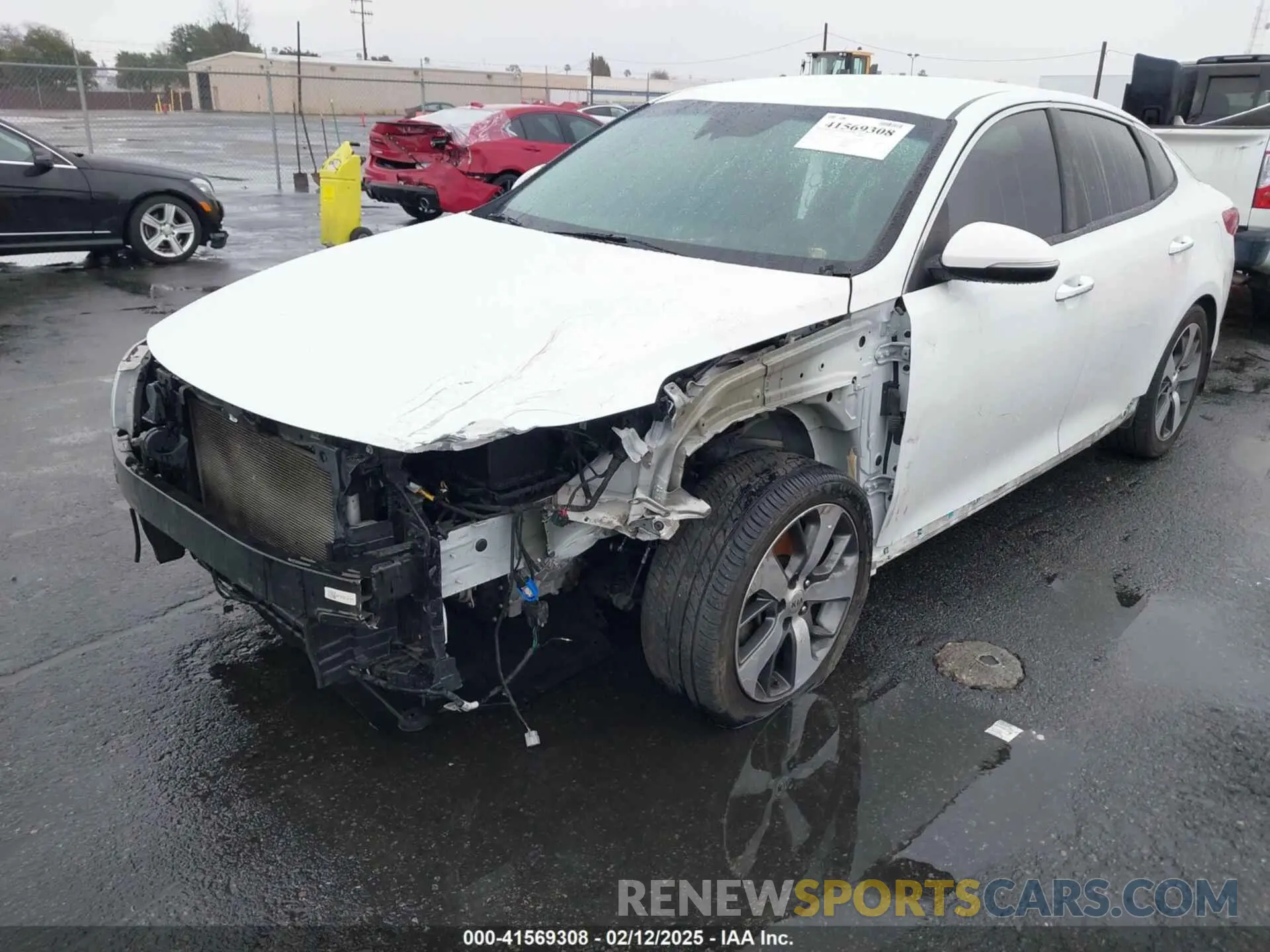 2 fotografías del automóvil dañado 5XXGT4L32LG426259 KIA OPTIMA 2020