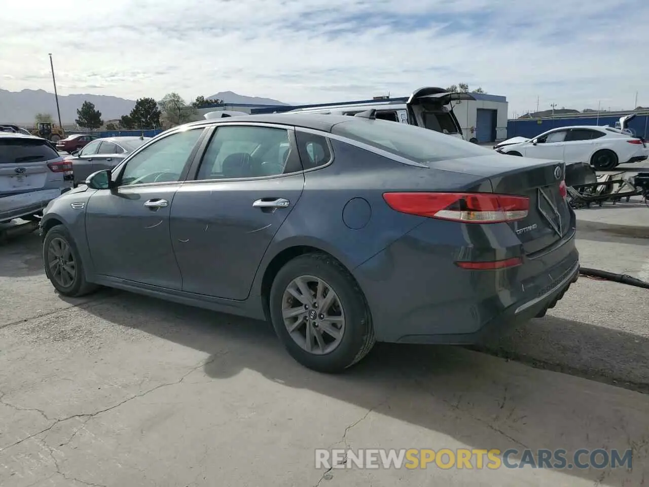 2 fotografías del automóvil dañado 5XXGT4L32LG427153 KIA OPTIMA 2020