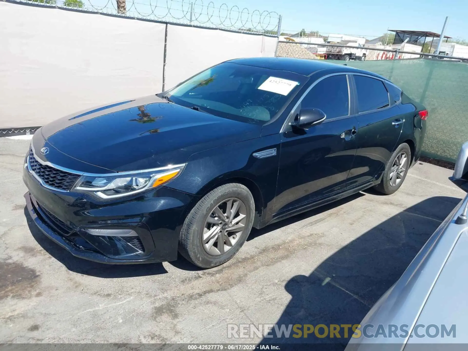 6 fotografías del automóvil dañado 5XXGT4L32LG432529 KIA OPTIMA 2020