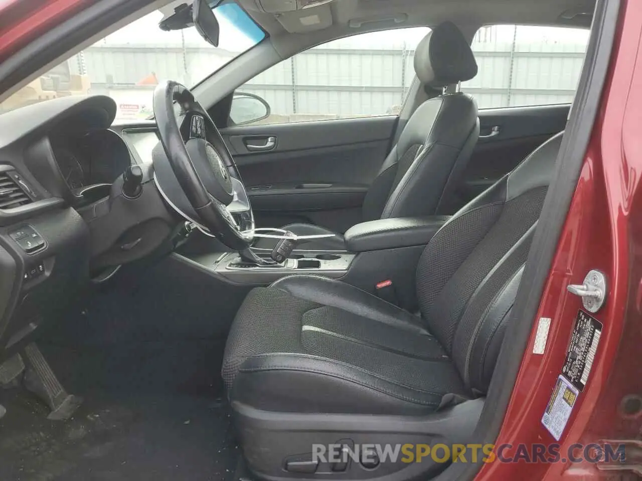 7 fotografías del automóvil dañado 5XXGT4L33LG409583 KIA OPTIMA 2020