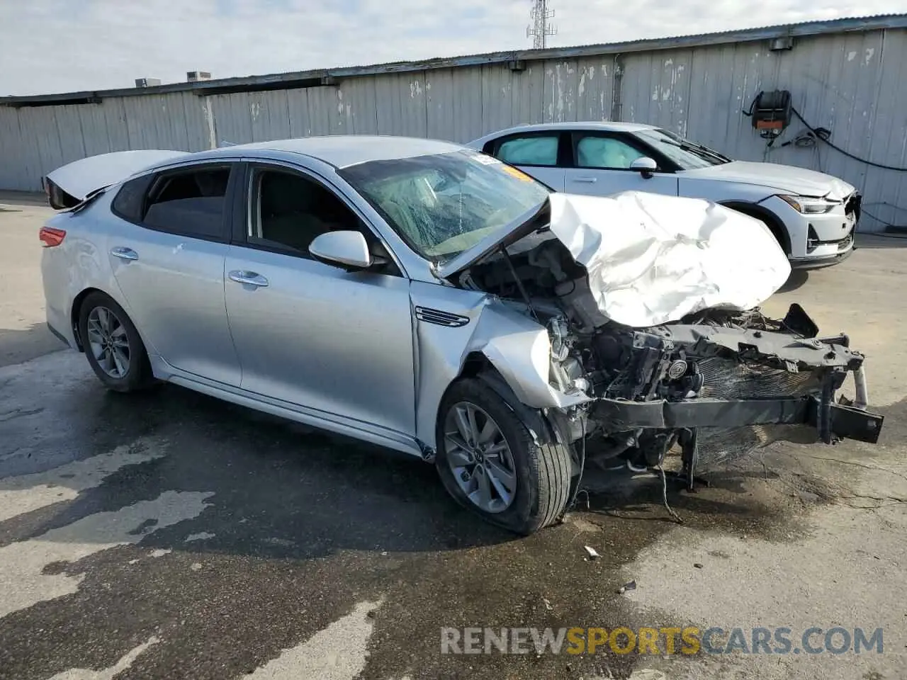 4 fotografías del automóvil dañado 5XXGT4L33LG416145 KIA OPTIMA 2020