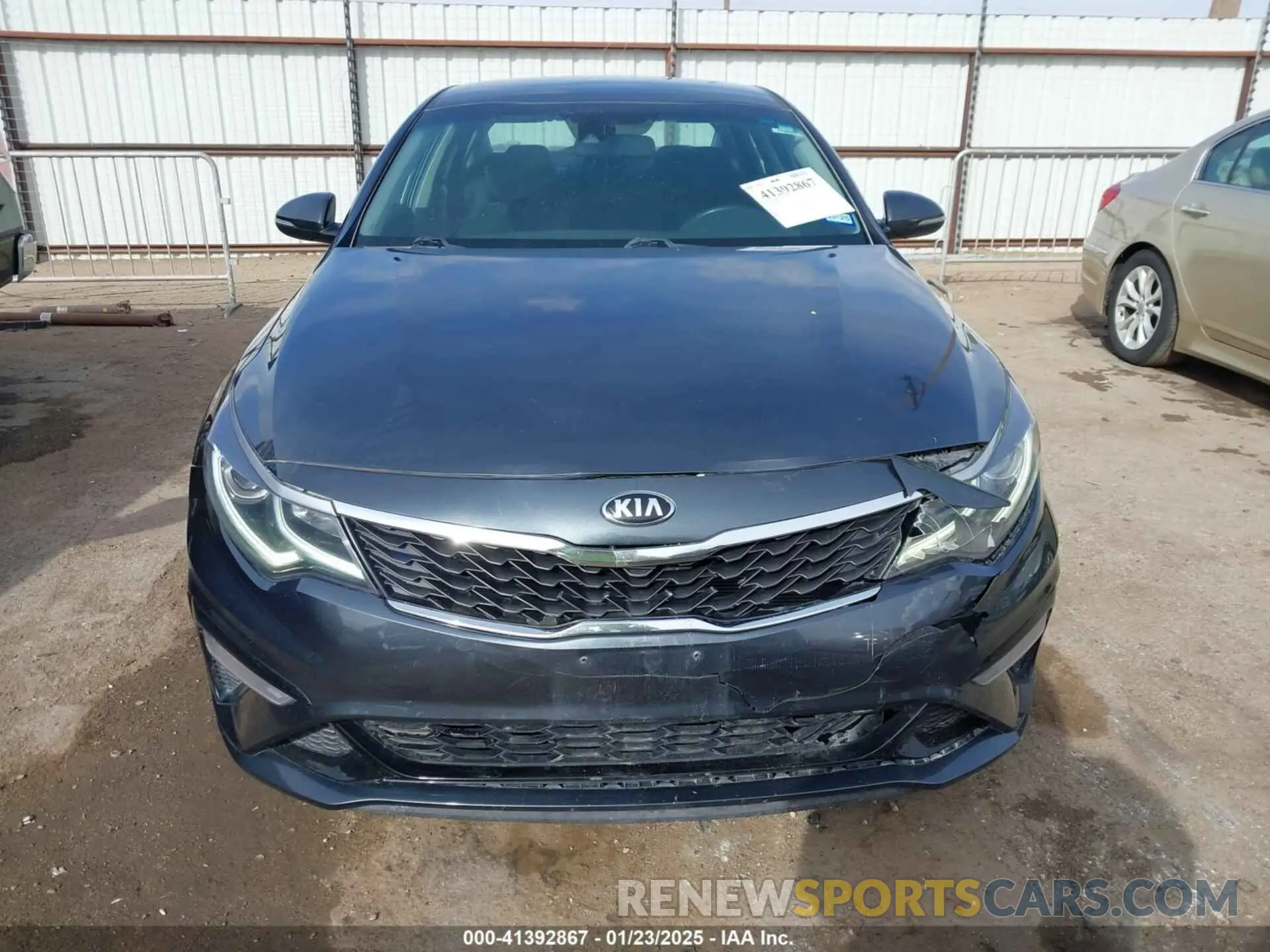 12 fotografías del automóvil dañado 5XXGT4L33LG436122 KIA OPTIMA 2020