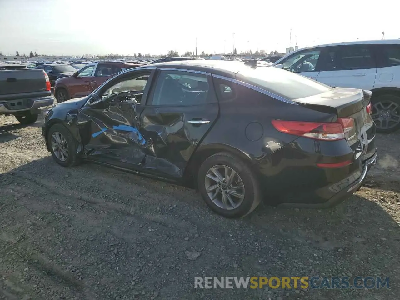 2 fotografías del automóvil dañado 5XXGT4L34LG390462 KIA OPTIMA 2020
