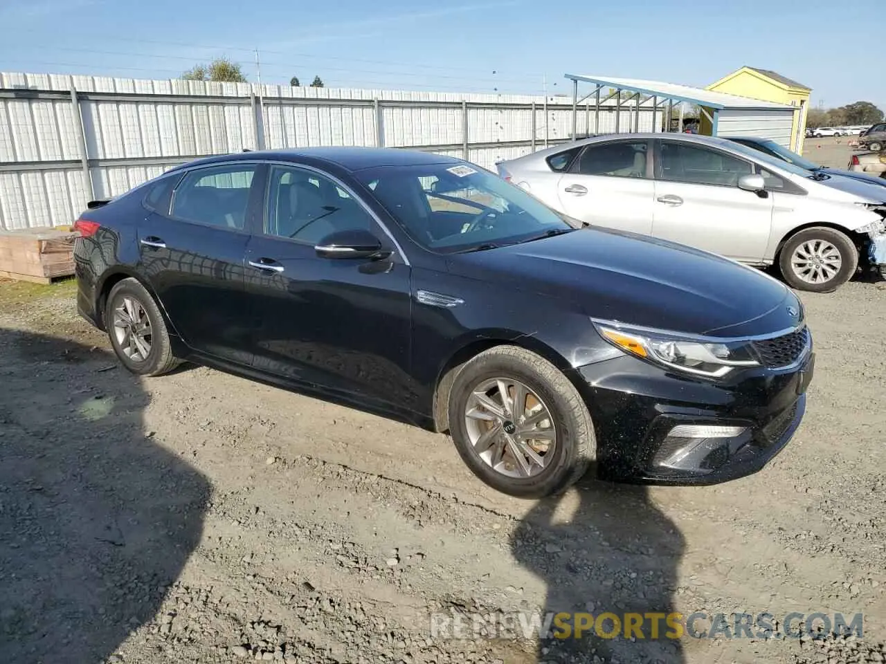 4 fotografías del automóvil dañado 5XXGT4L34LG390462 KIA OPTIMA 2020