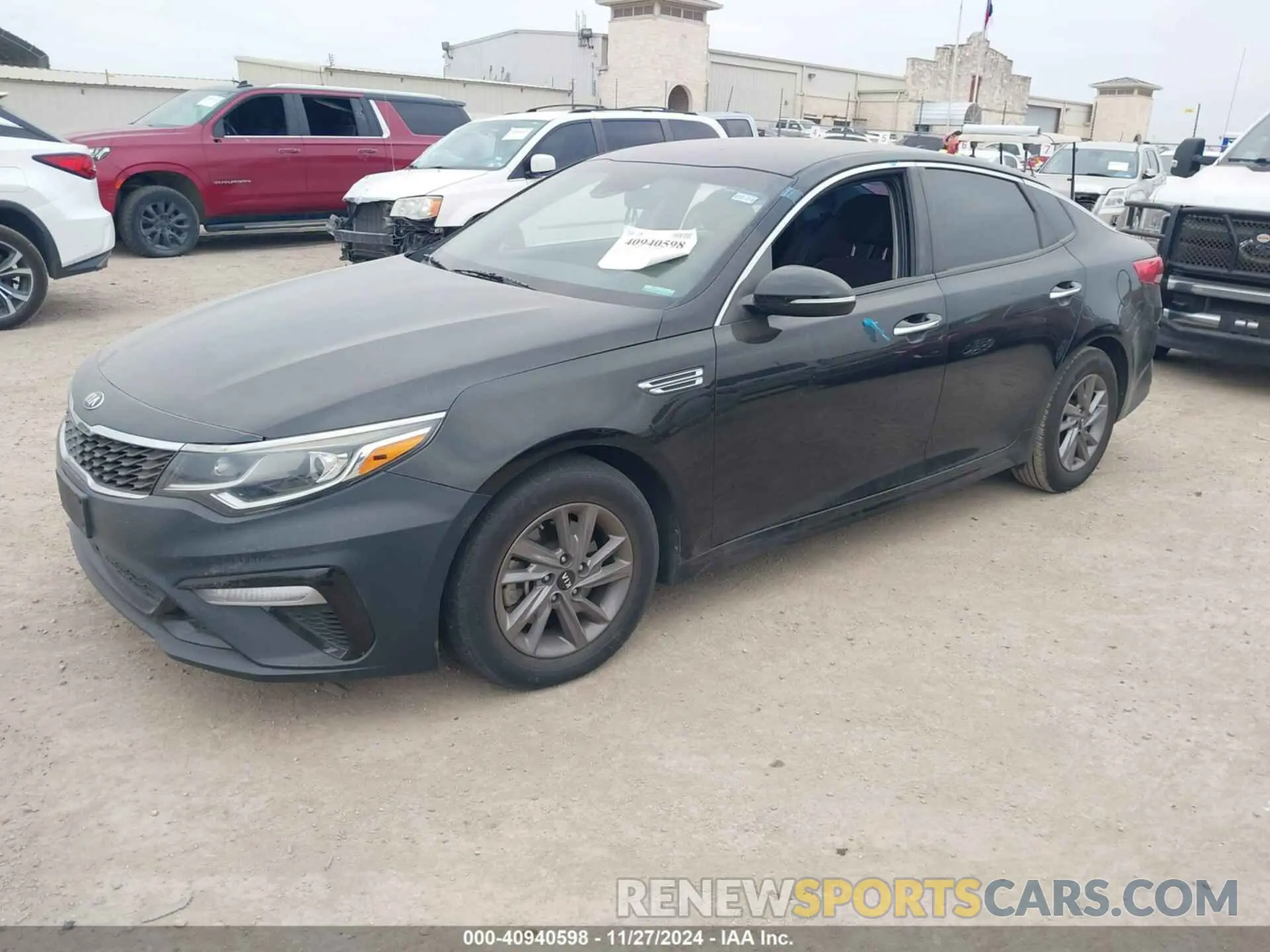 2 fotografías del automóvil dañado 5XXGT4L34LG400939 KIA OPTIMA 2020