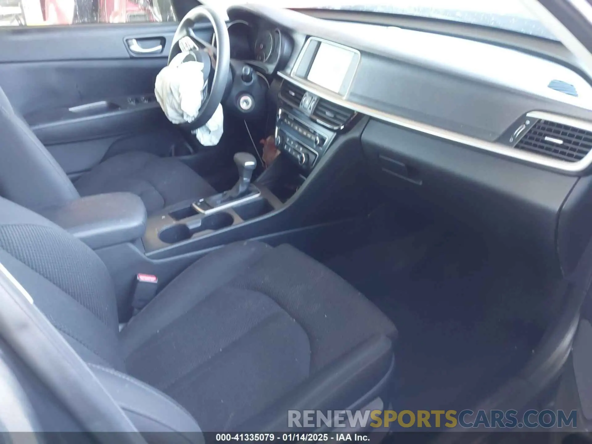 5 fotografías del automóvil dañado 5XXGT4L34LG410127 KIA OPTIMA 2020