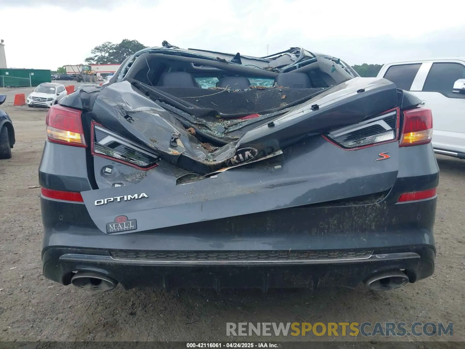 16 fotografías del automóvil dañado 5XXGT4L34LG410287 KIA OPTIMA 2020