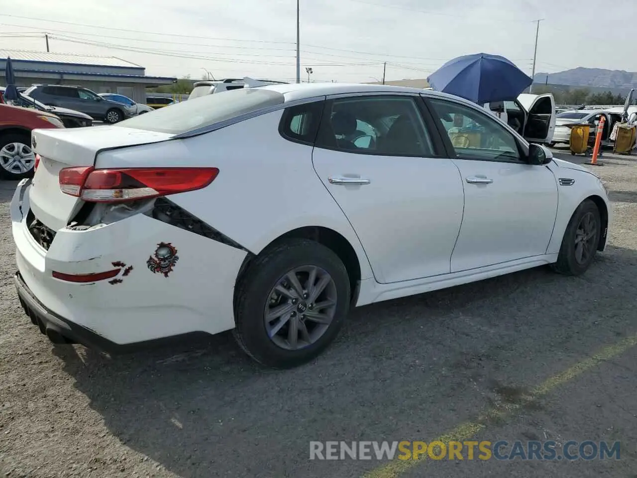 3 fotografías del automóvil dañado 5XXGT4L34LG416588 KIA OPTIMA 2020