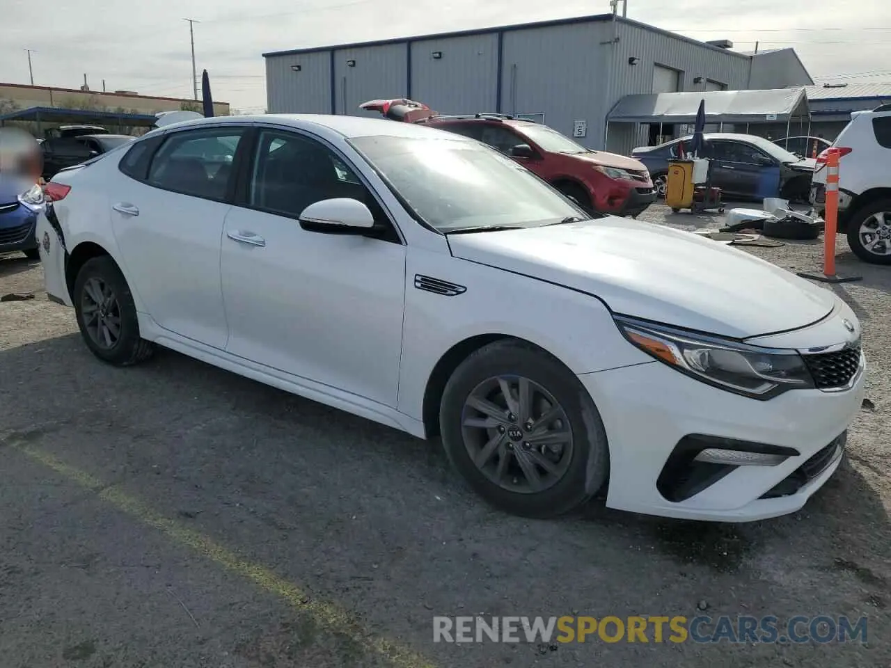 4 fotografías del automóvil dañado 5XXGT4L34LG416588 KIA OPTIMA 2020