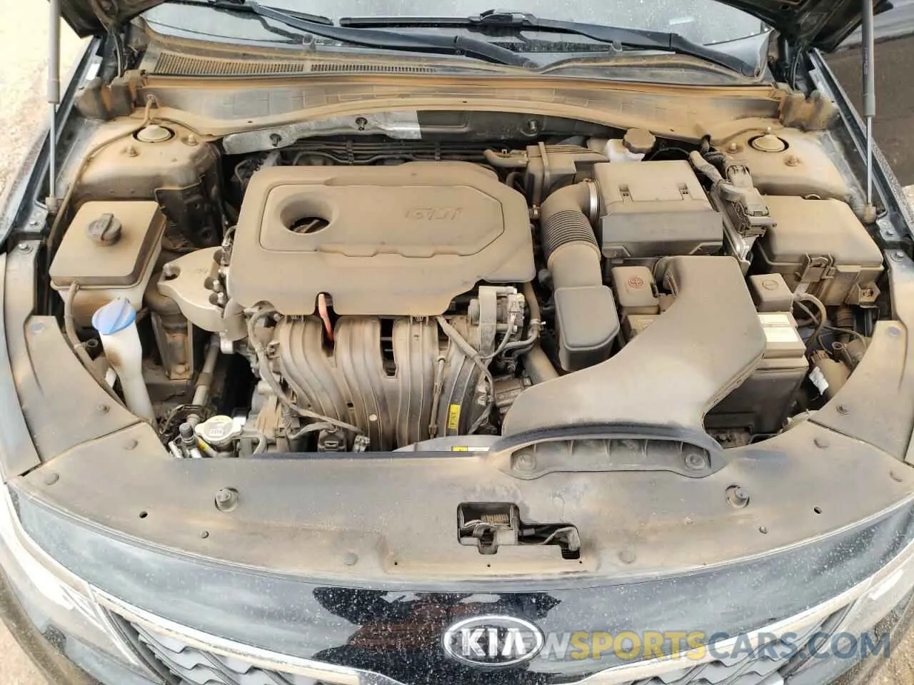 11 fotografías del automóvil dañado 5XXGT4L34LG422827 KIA OPTIMA 2020
