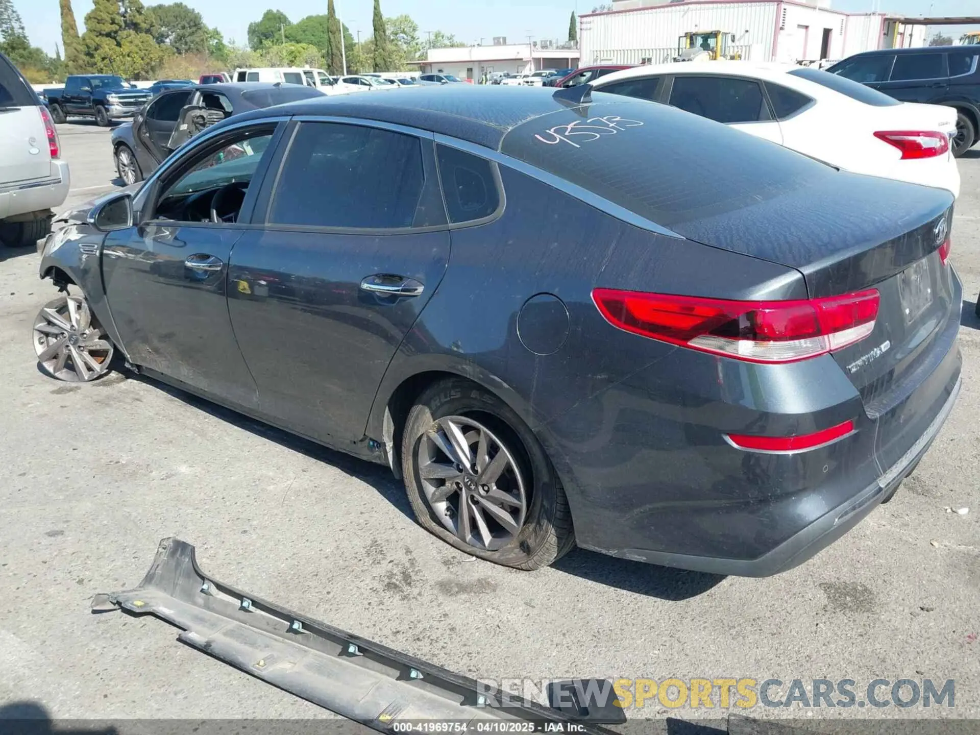 3 fotografías del automóvil dañado 5XXGT4L34LG423203 KIA OPTIMA 2020
